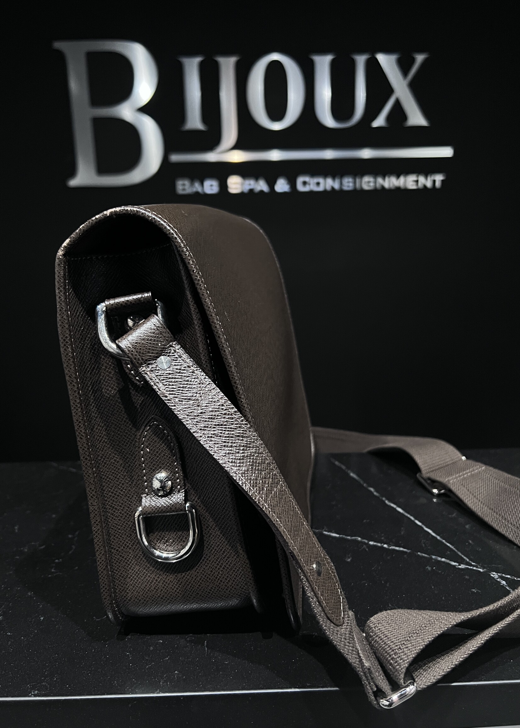 Louis Vuitton SOLD - Louis Vuitton Taiga Andrei