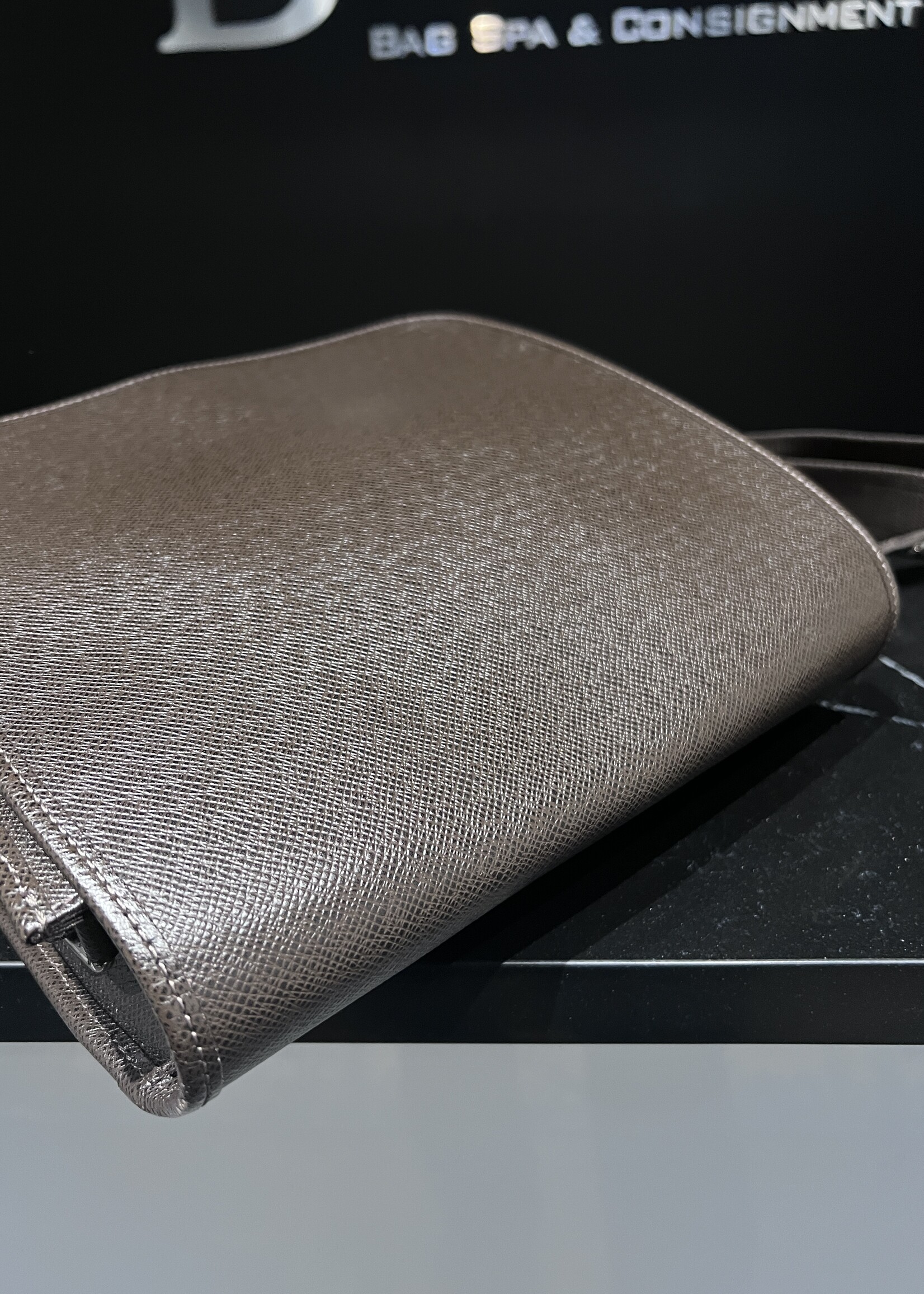 Louis Vuitton SOLD - Louis Vuitton Taiga Andrei