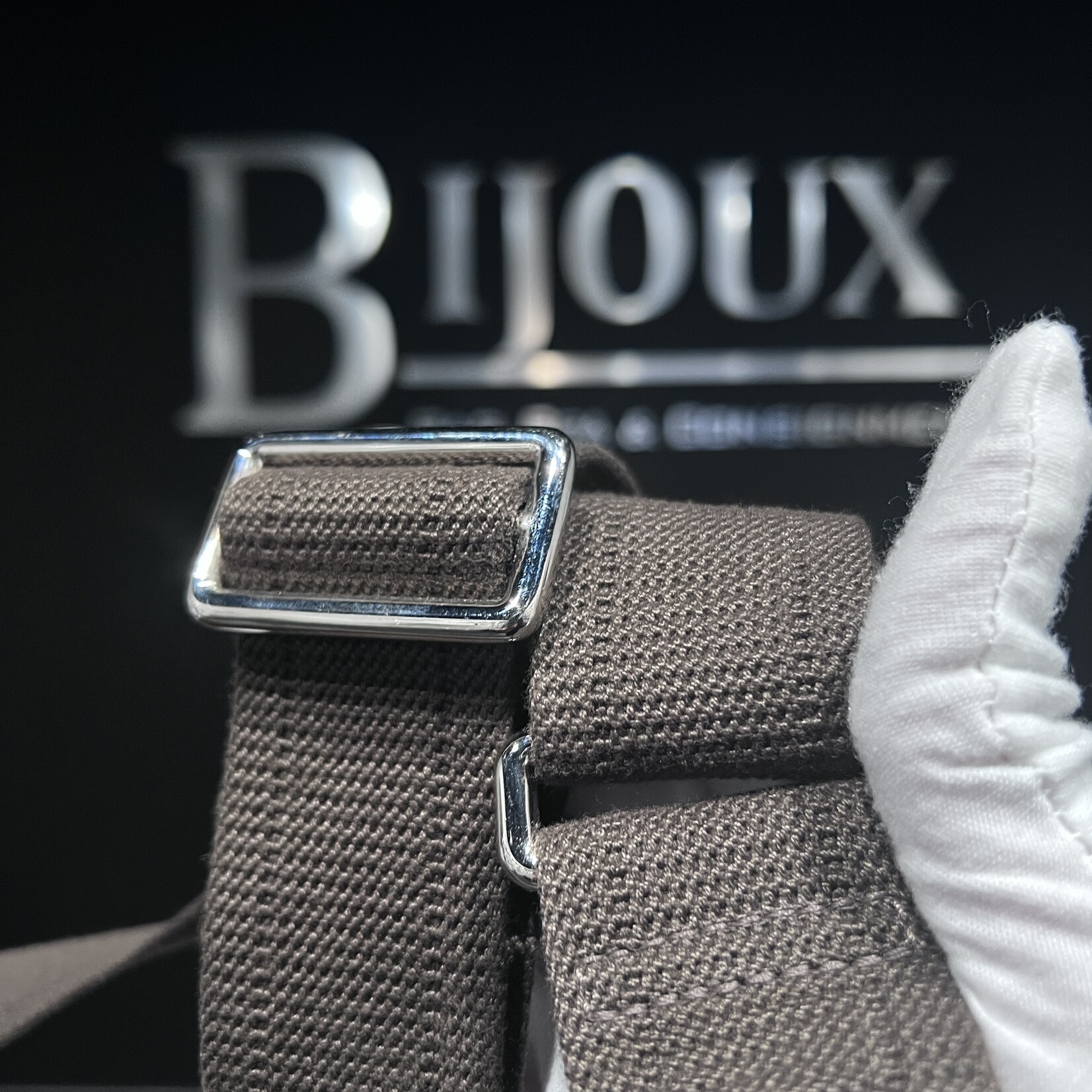 Louis Vuitton Louis Vuitton Taiga Andrei