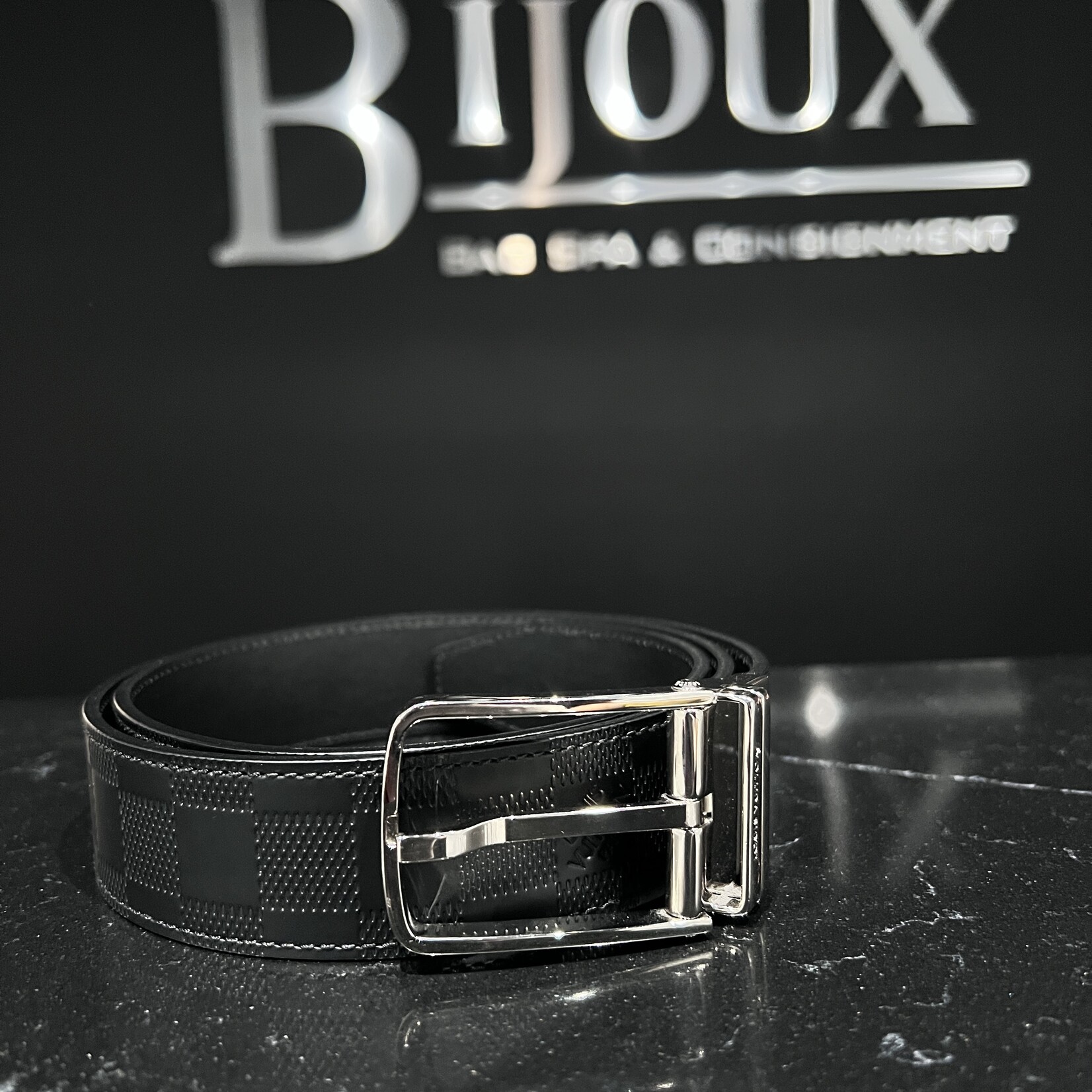 Louis Vuitton Louis Vuitton Reversible Belt