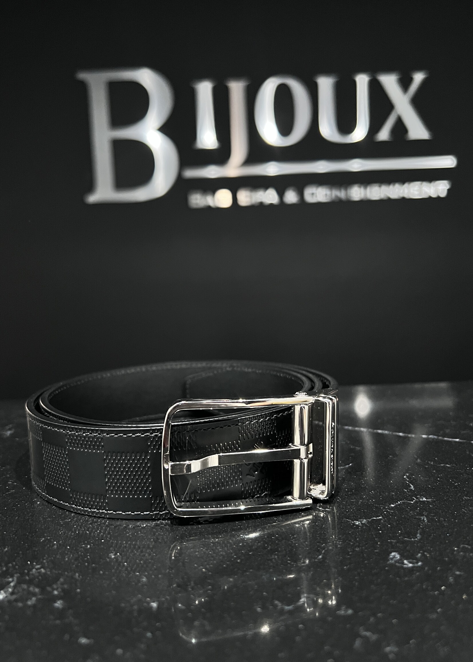 Louis Vuitton Louis Vuitton Reversible Belt