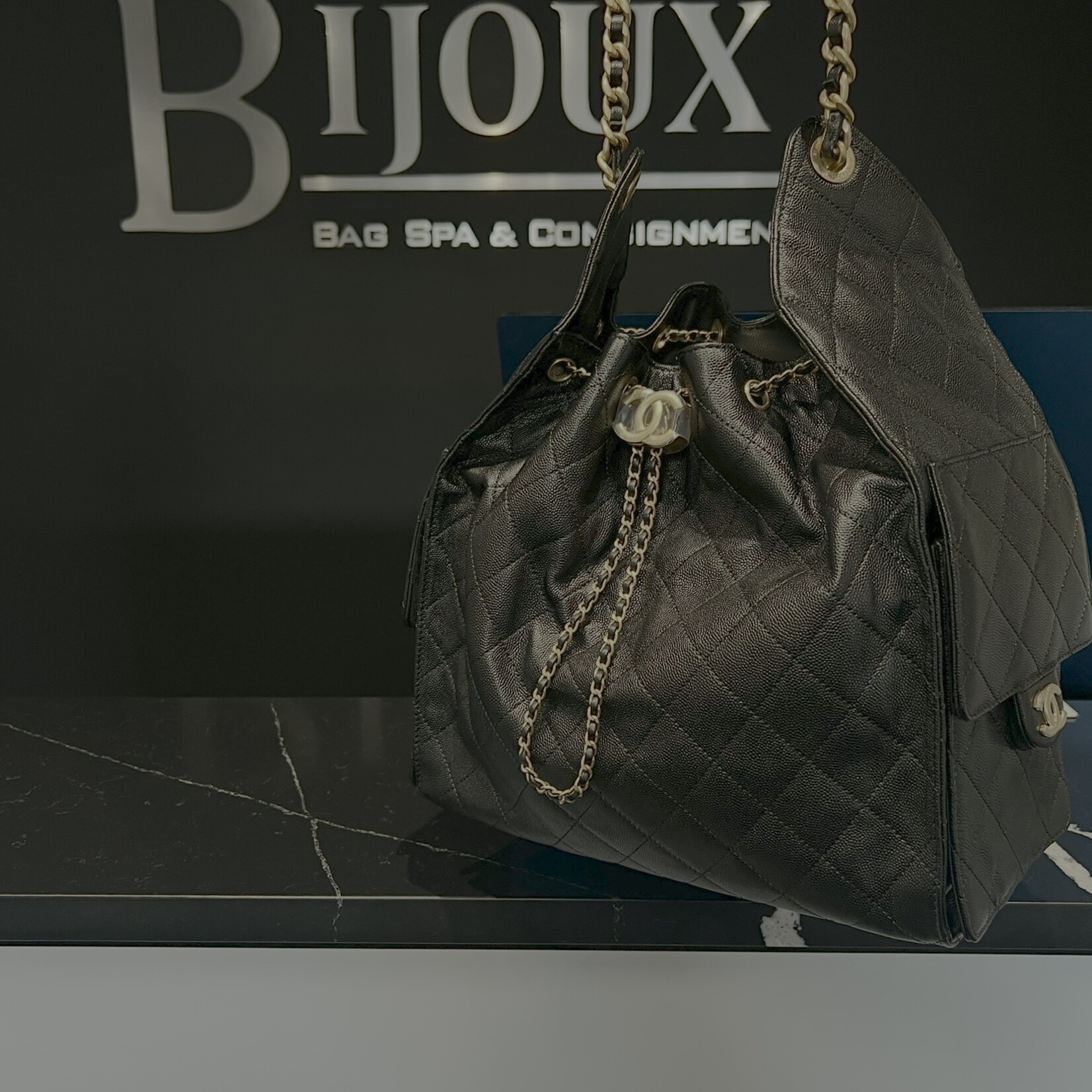 Chanel Chanel 25 Black GHW