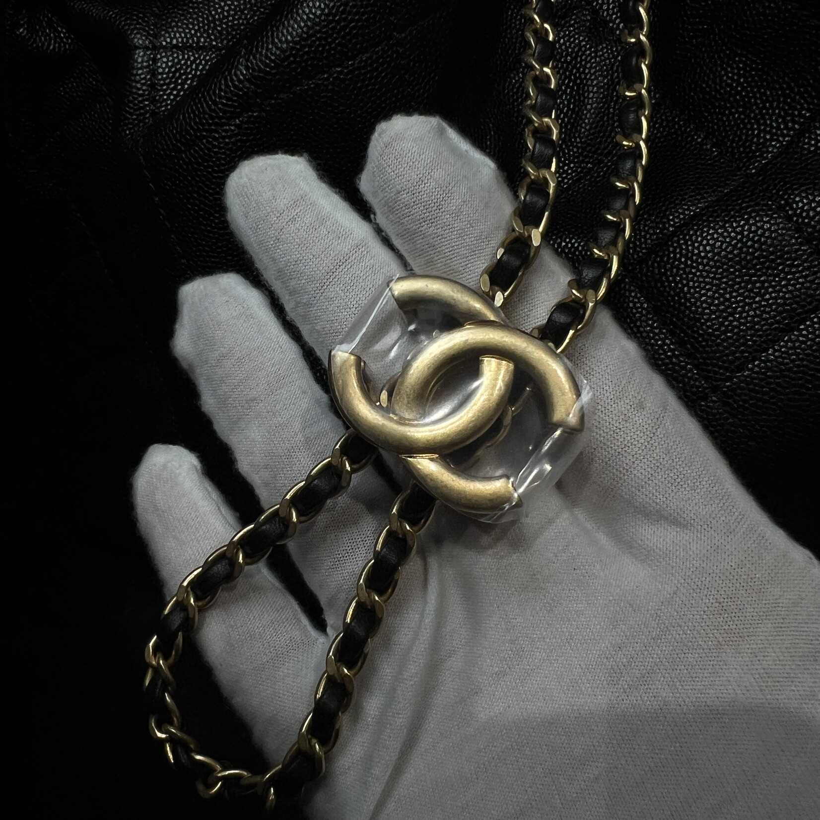 Chanel Chanel 25 Black GHW