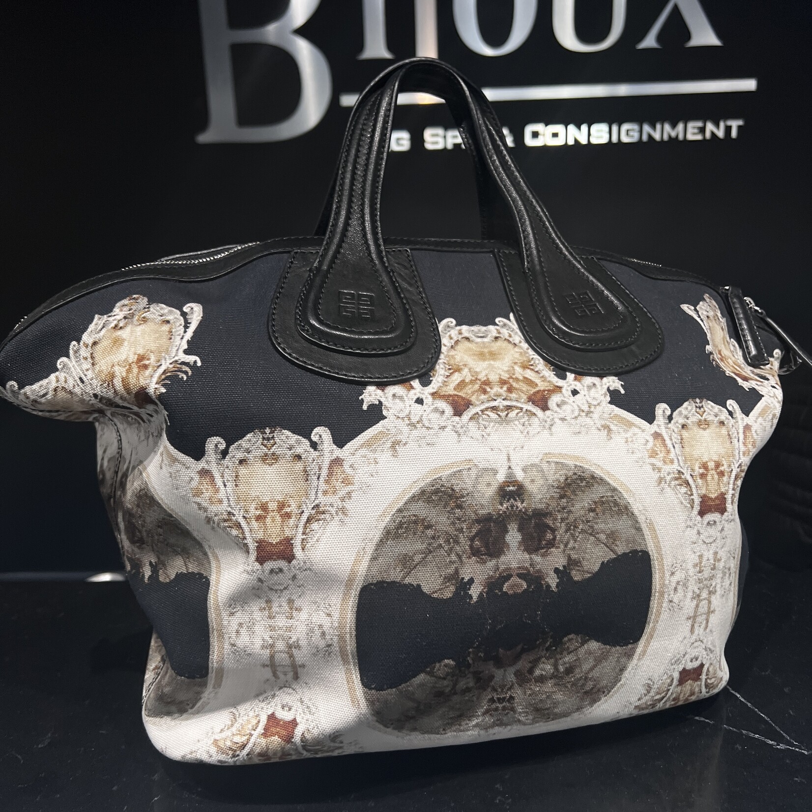 Givenchy Givenchy Cathedral Nightingale Black