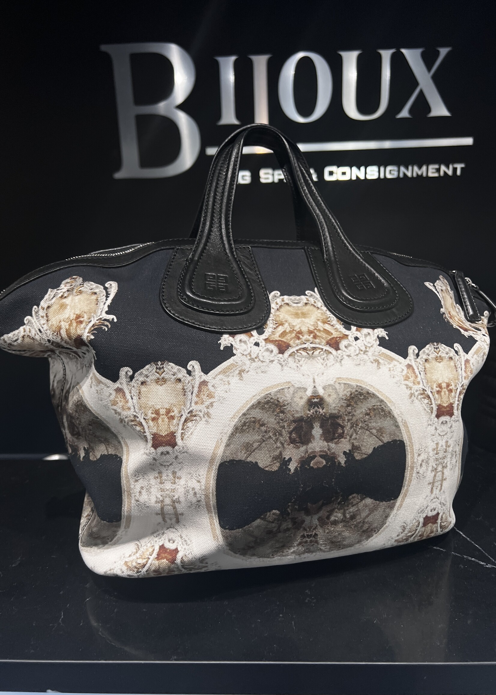 Givenchy Givenchy Cathedral Nightingale Black