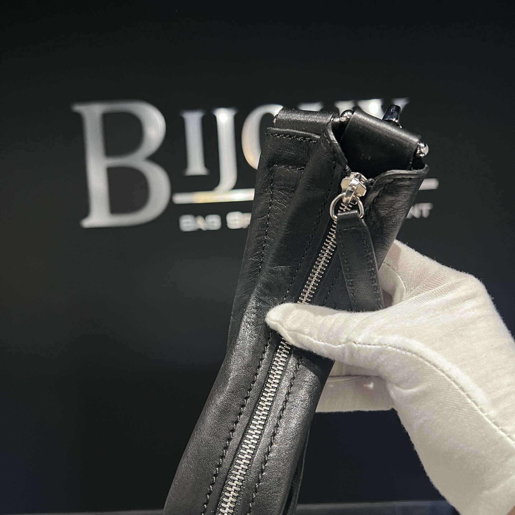 Givenchy Givenchy Cathedral Nightingale Black