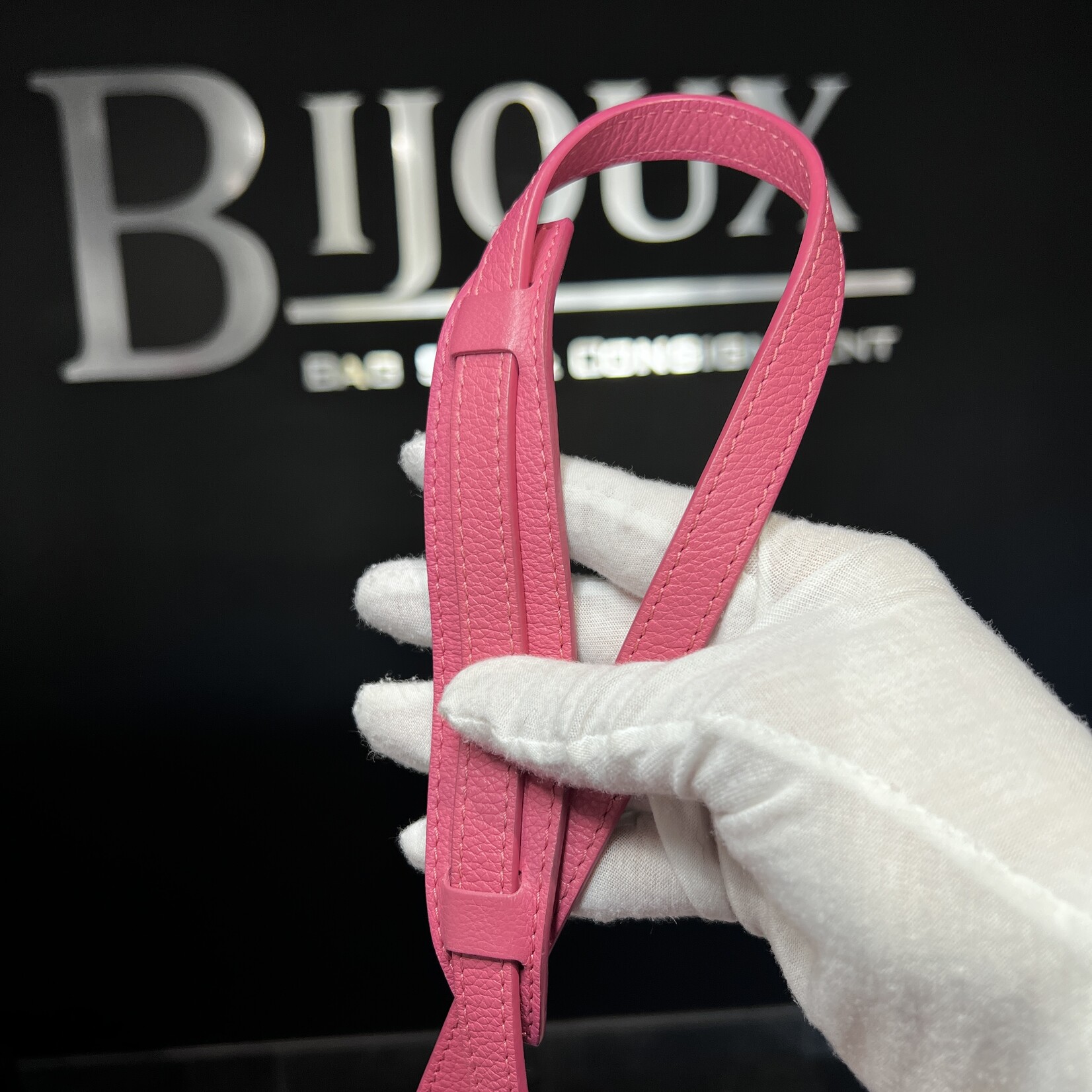 Louis Vuitton Louis Vuitton Lock Me Crossbody