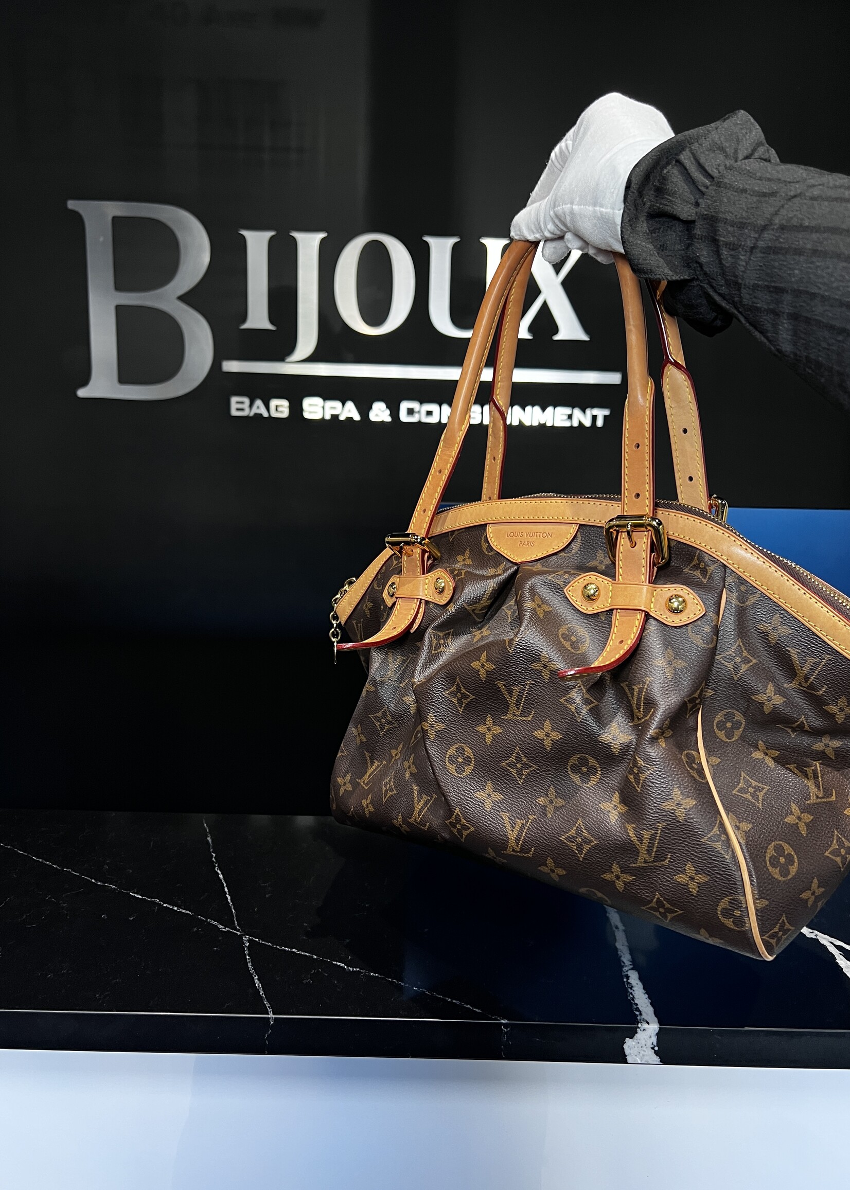 Louis Vuitton SOLD - Louis Vuitton Tivoli GM