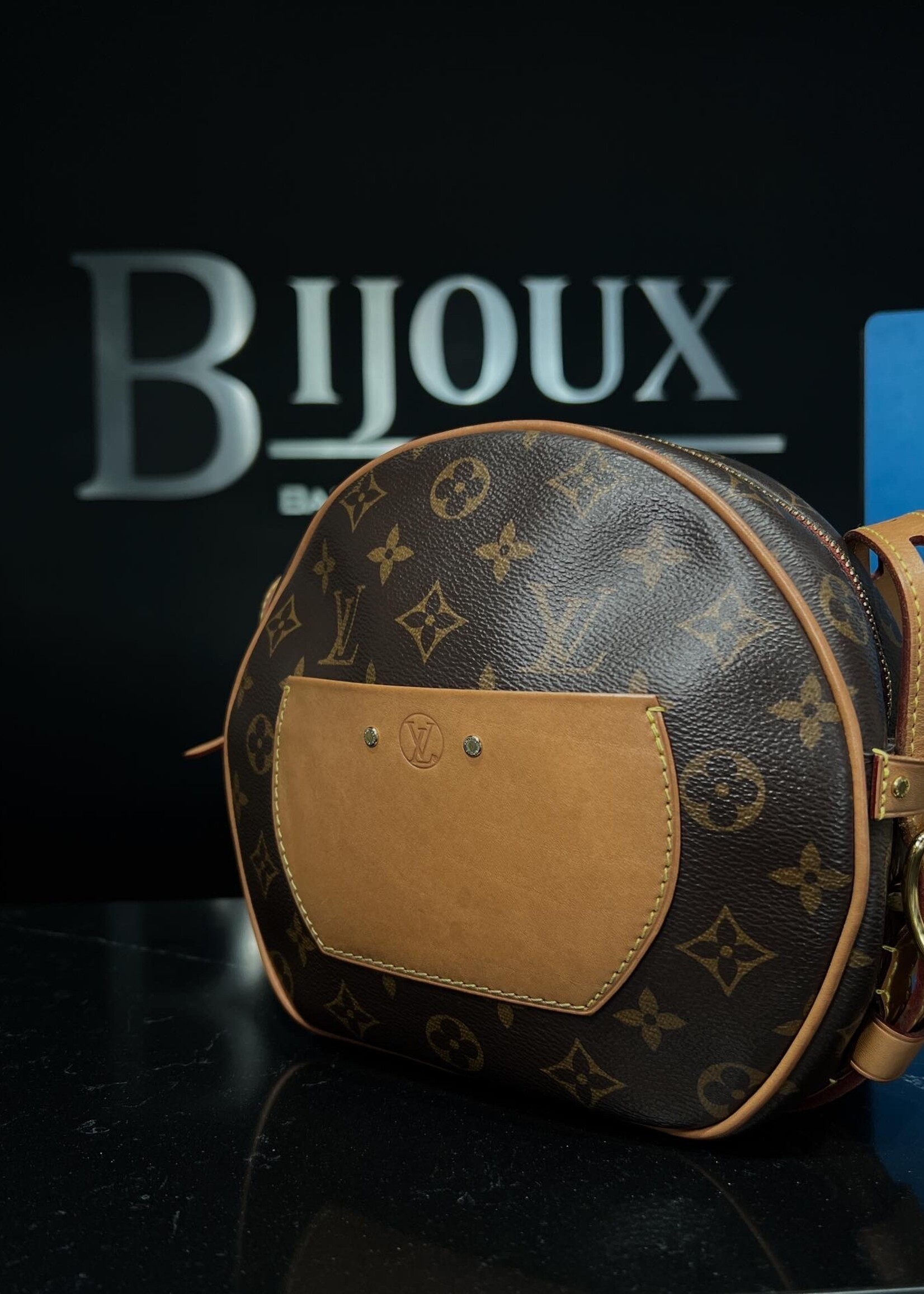 Louis Vuitton SOLD - Louis Vuitton Boite Chapeau