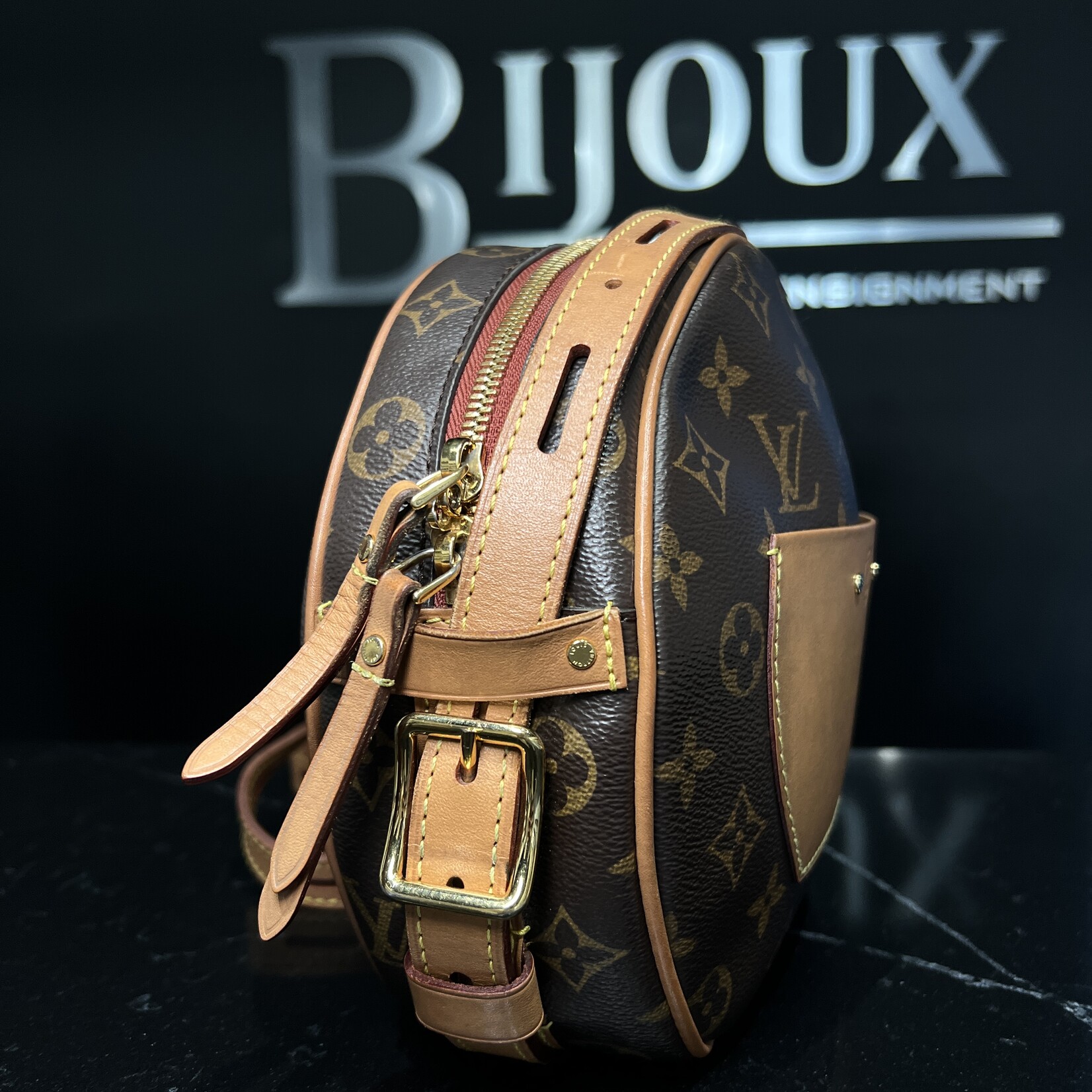 Louis Vuitton Louis Vuitton Boite Chapeau