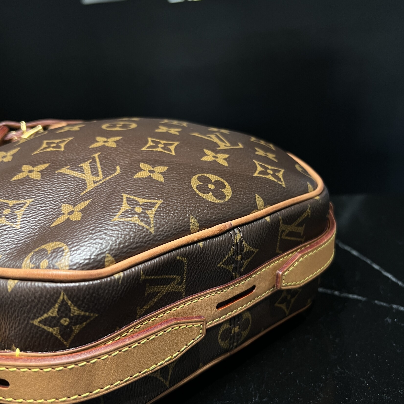 Louis Vuitton Louis Vuitton Boite Chapeau