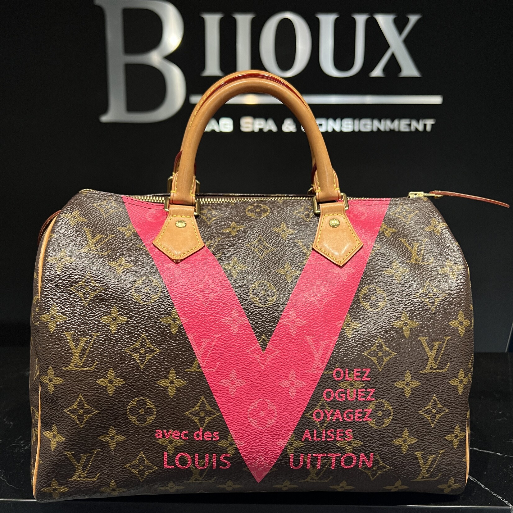 Louis Vuitton Louis Vuitton Limited Edition V Speedy 30
