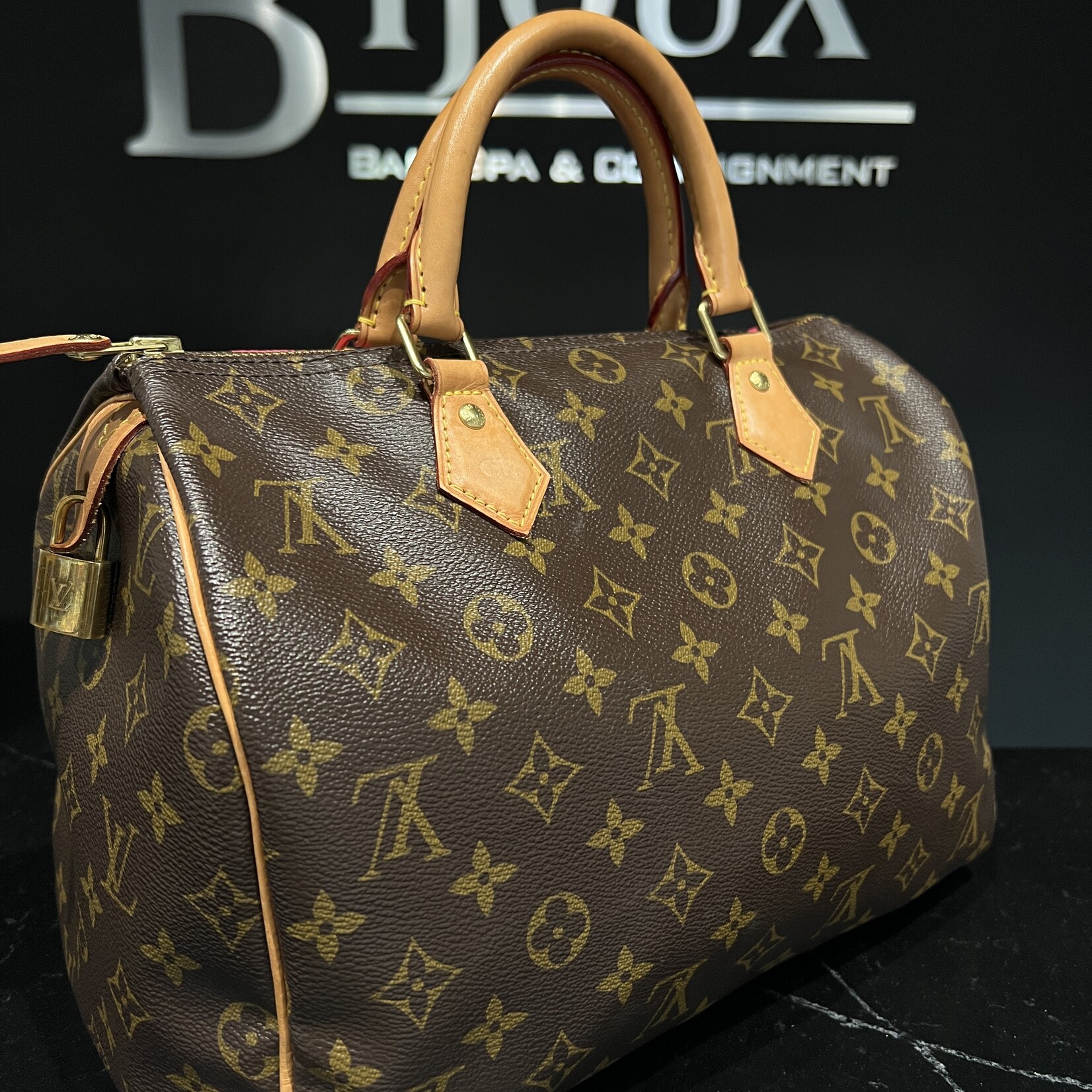 Louis Vuitton Louis Vuitton Limited Edition V Speedy 30