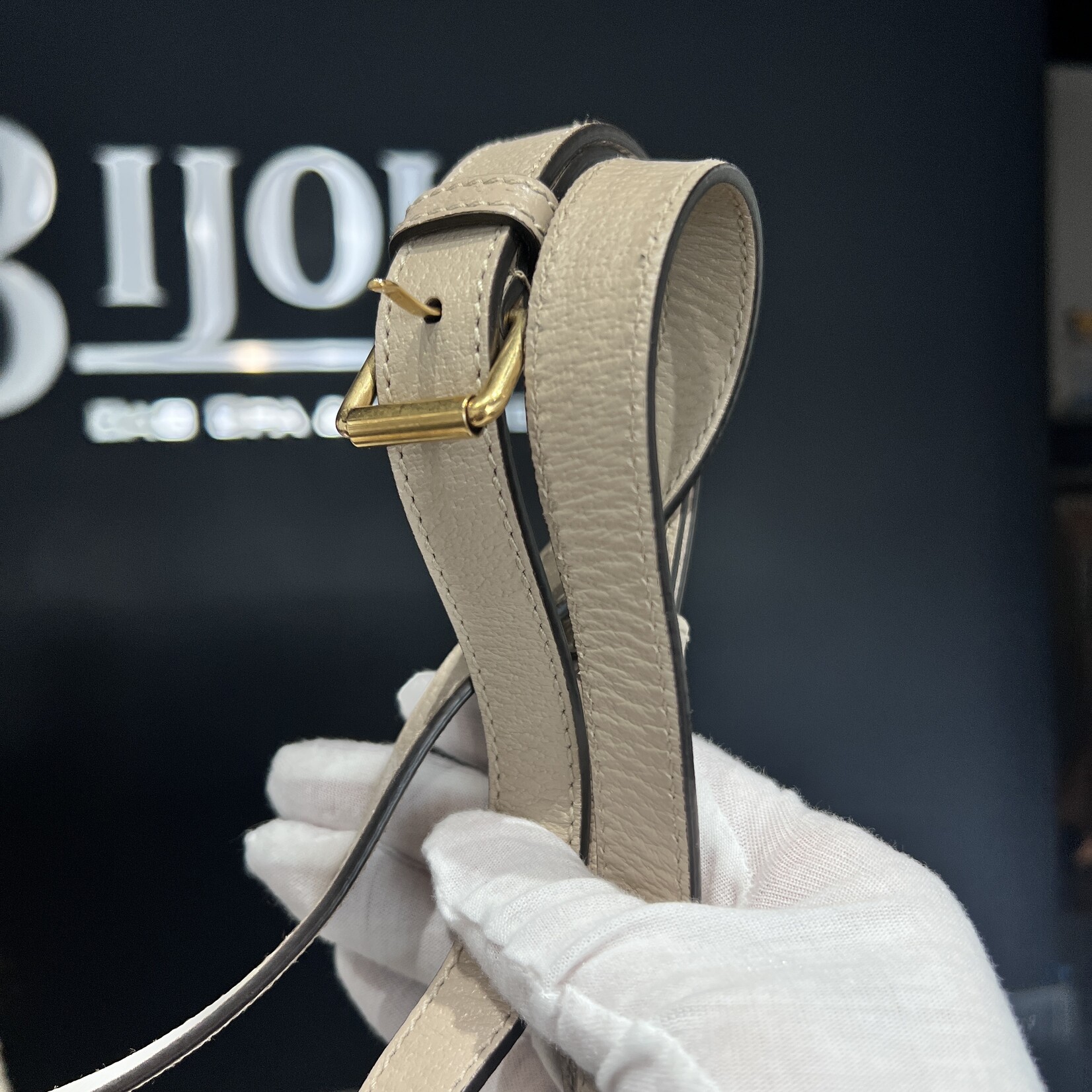 Gucci Gucci Supreme Crossbody Dollar Bag