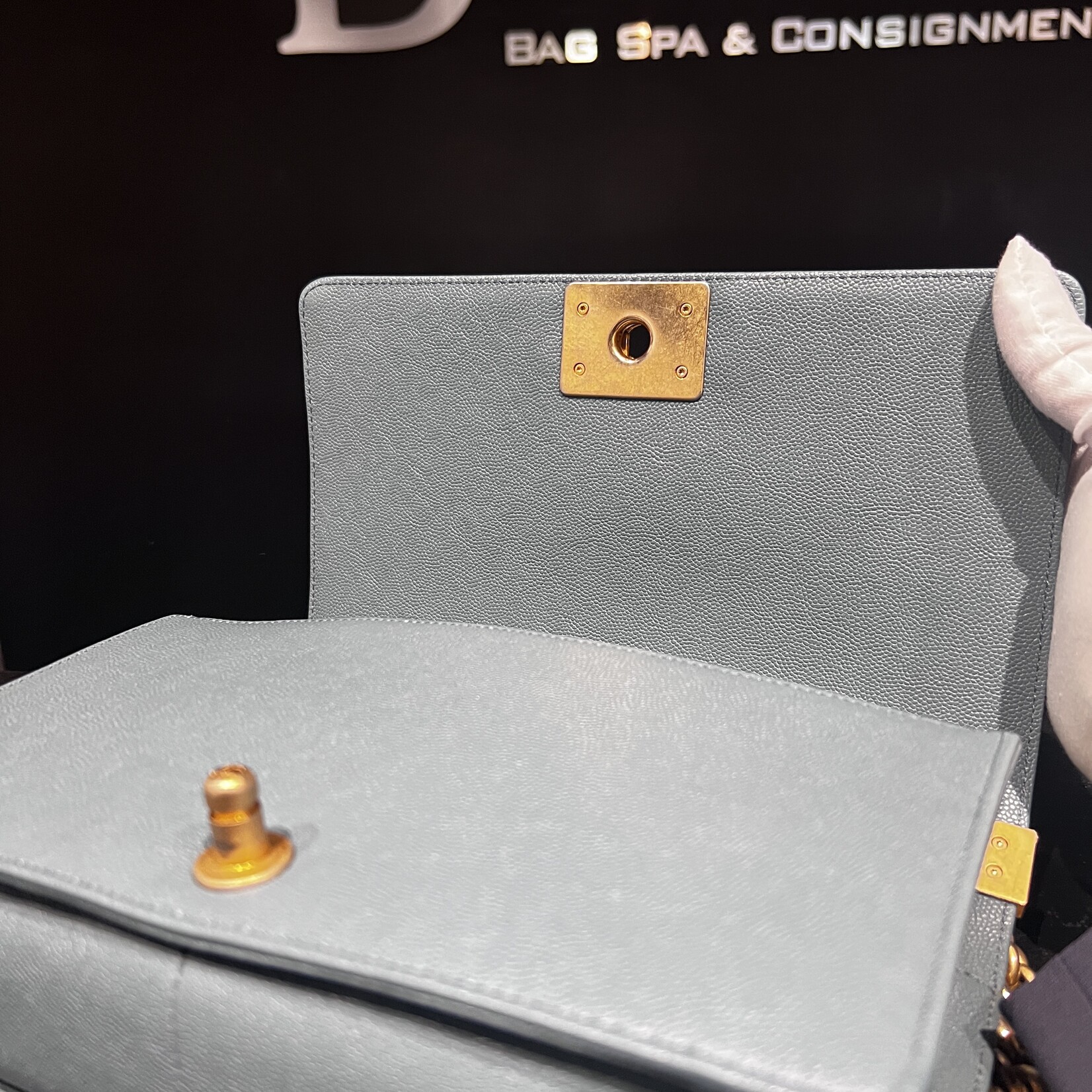 Chanel Chanel Medium Caviar Boy Bag GHW