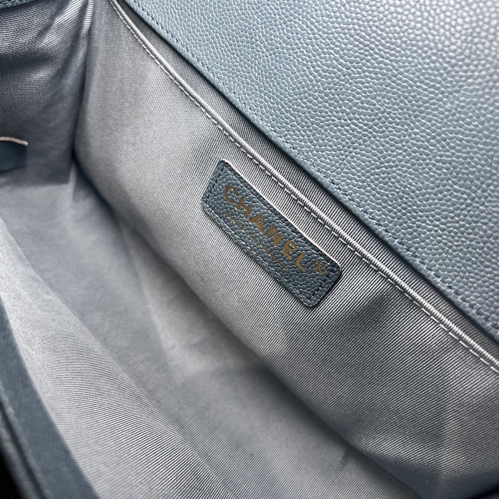 Chanel Chanel Medium Caviar Boy Bag GHW