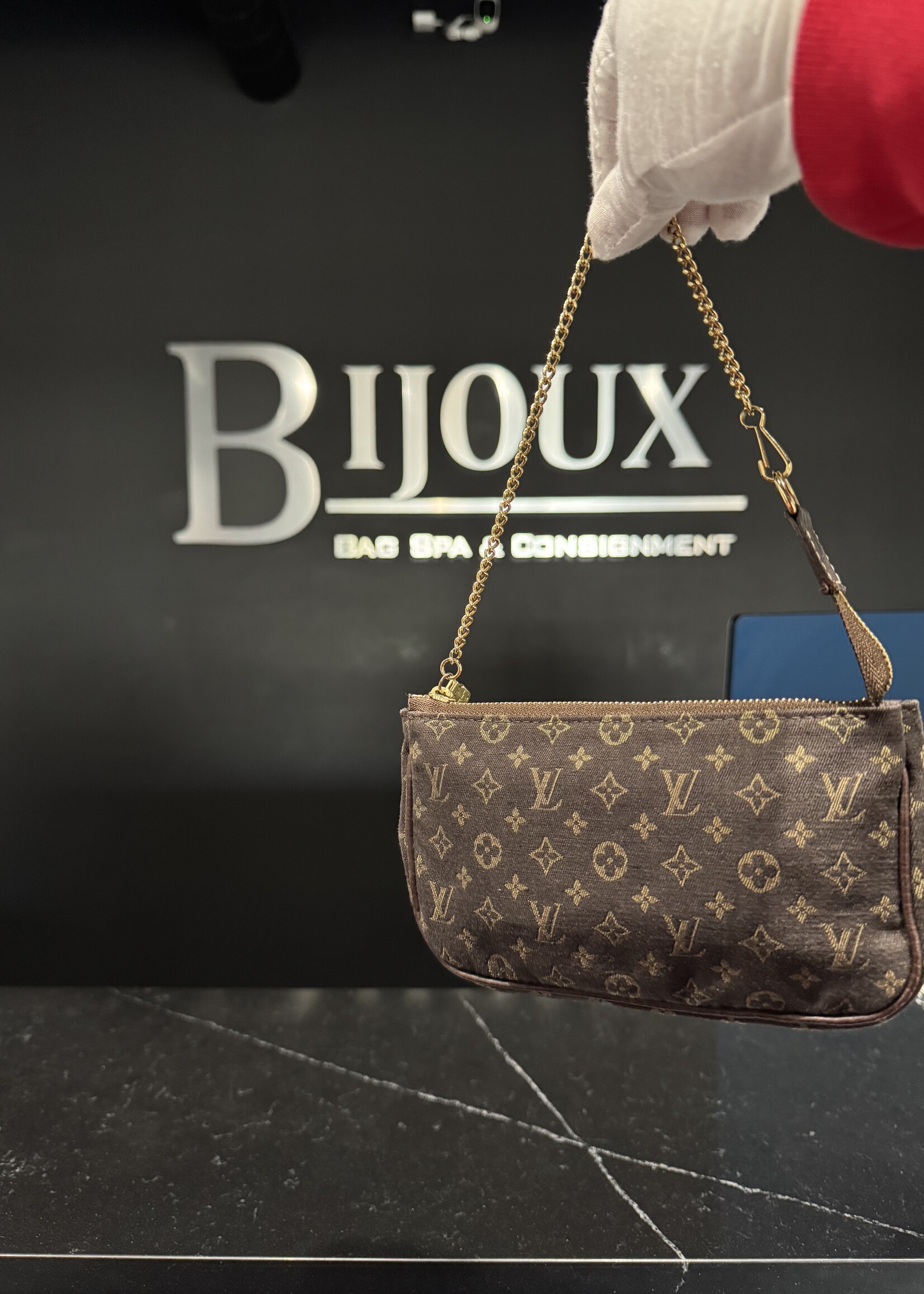 Louis Vuitton SOLD - Louis Vuitton Mini Lin Bucket PM Pouch