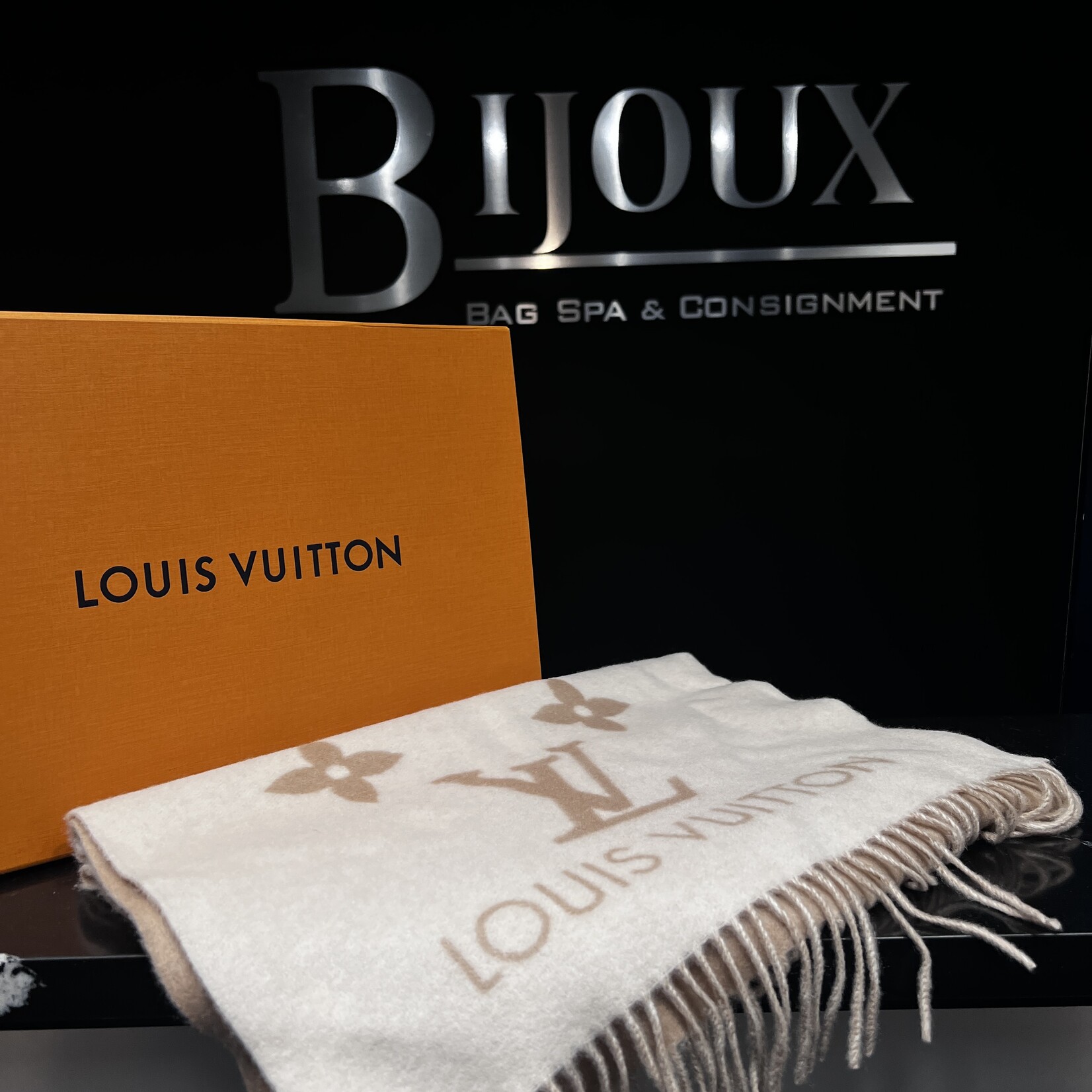 Louis Vuitton Louis Vuitton Reikjavik Cashmere Scraf