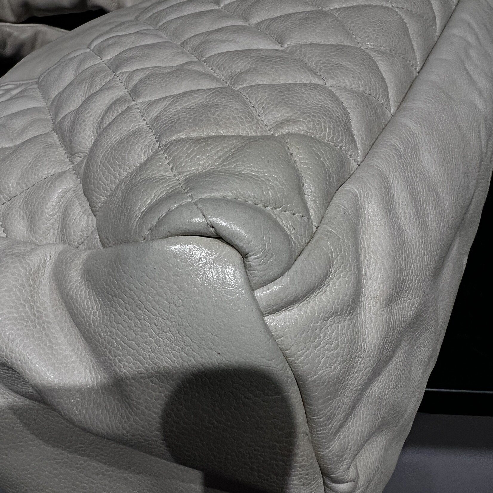 Chanel Chanel Cocoon Cream Tote