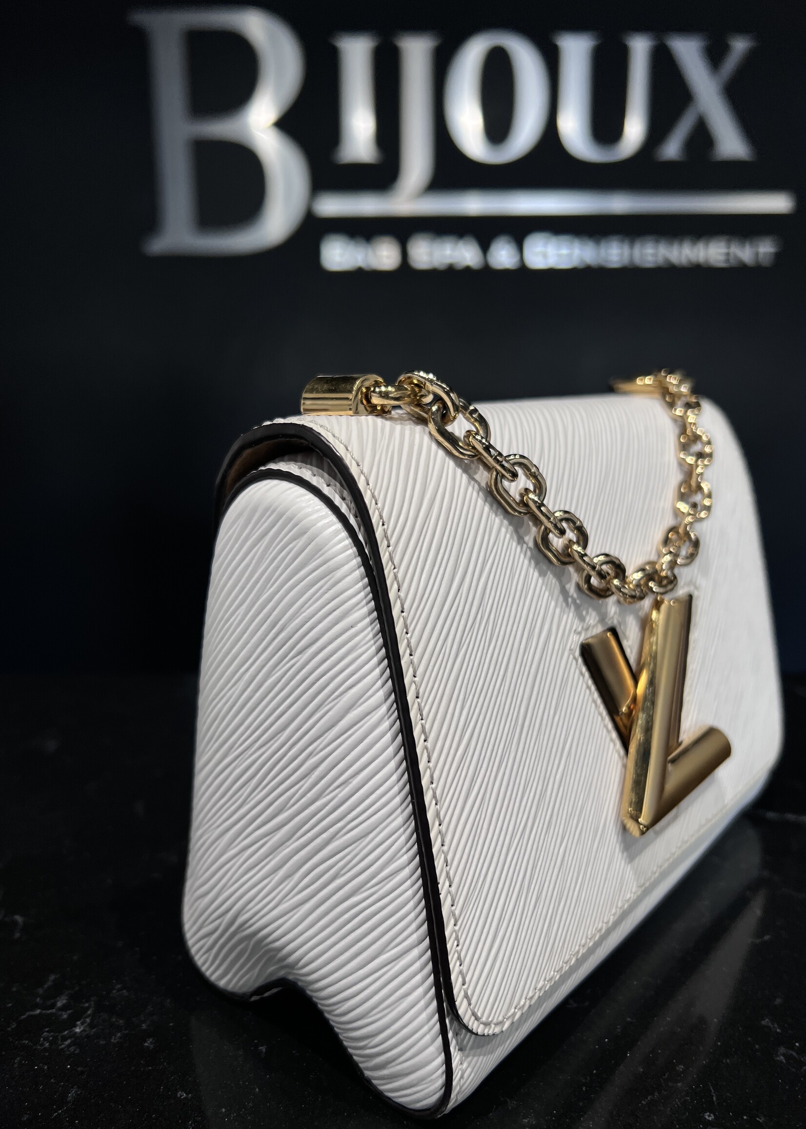 Louis Vuitton SOLD - Louis Vuitton Twist PM White