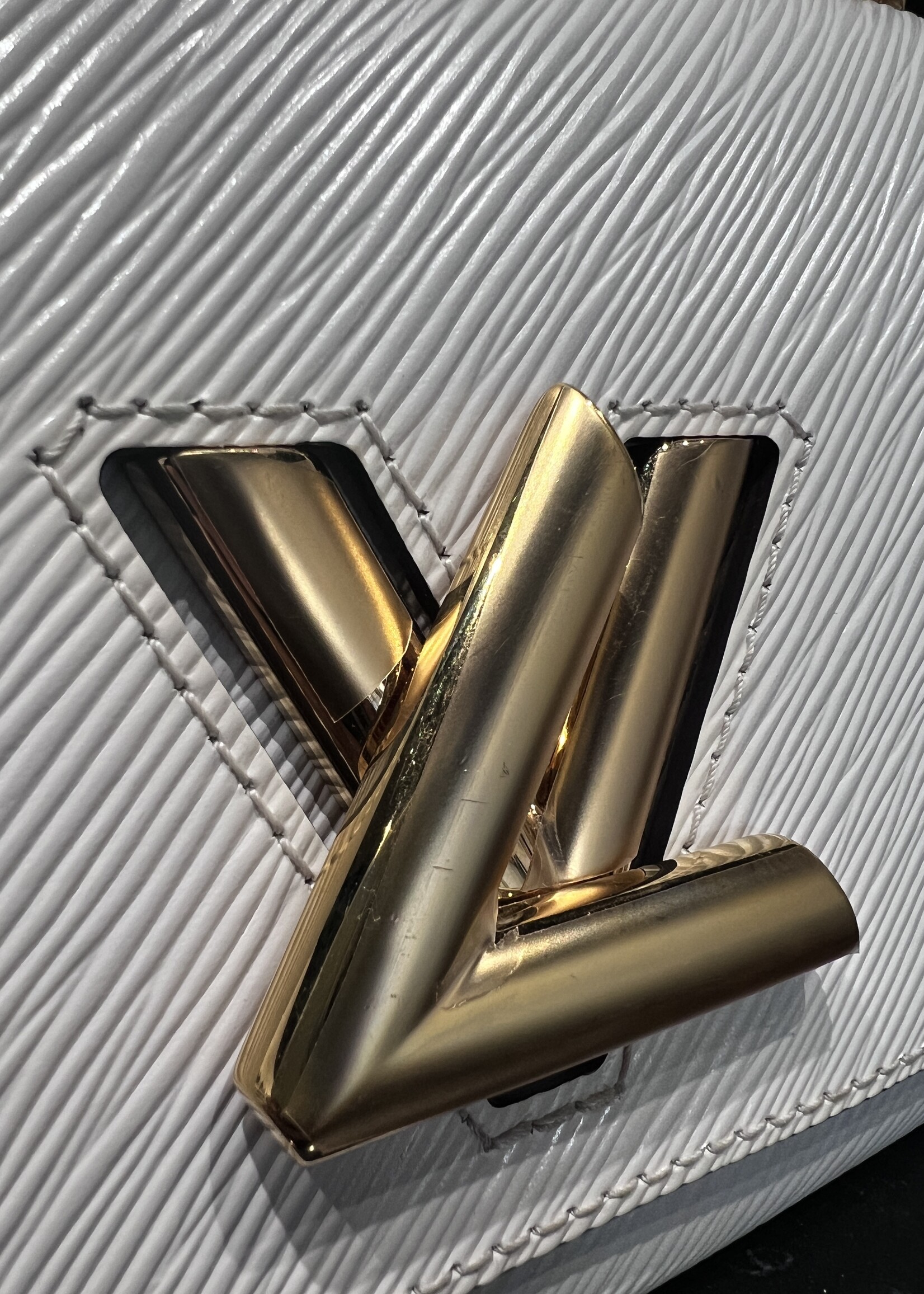 Louis Vuitton SOLD - Louis Vuitton Twist PM White