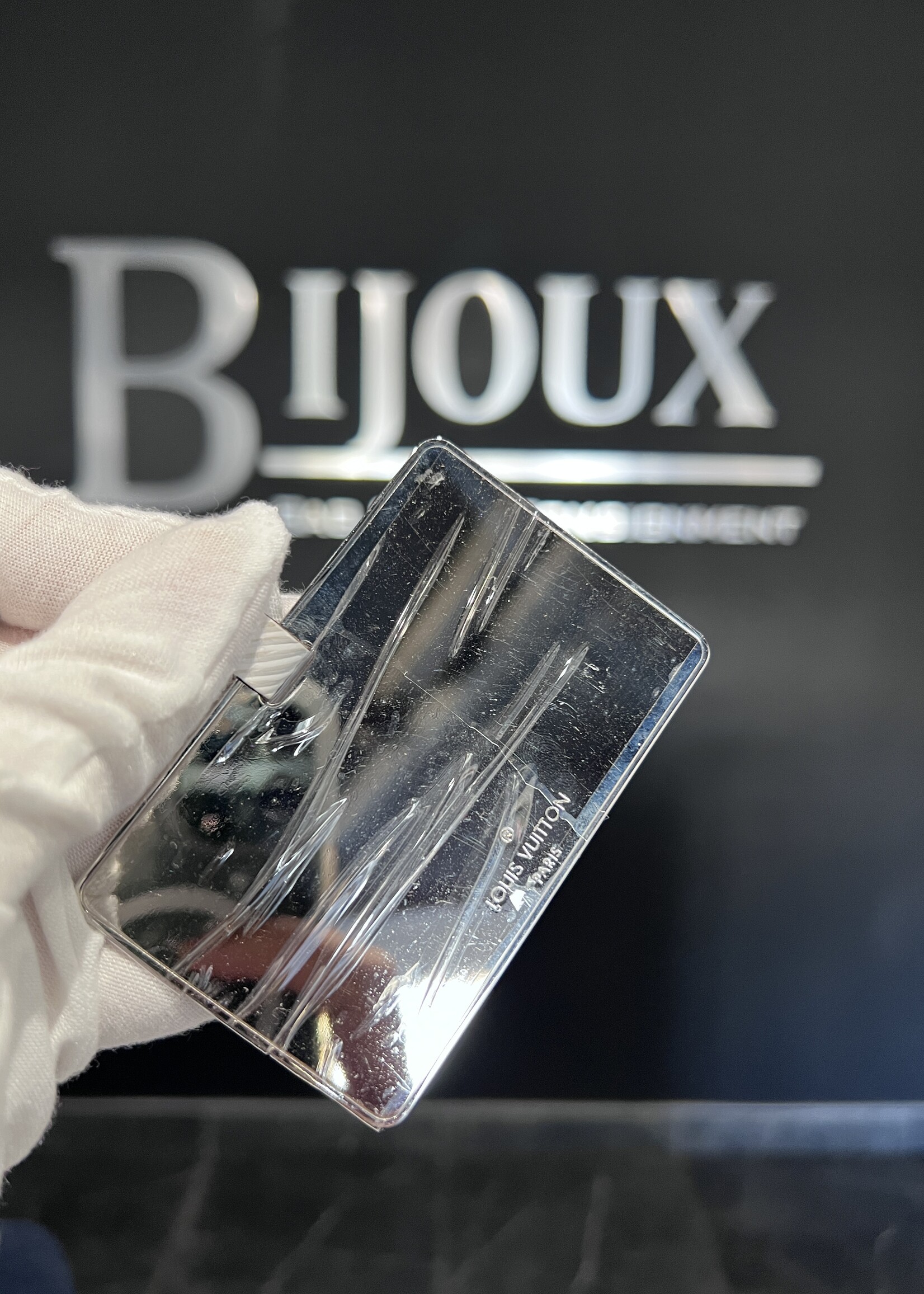 Louis Vuitton SOLD - Louis Vuitton Twist PM White