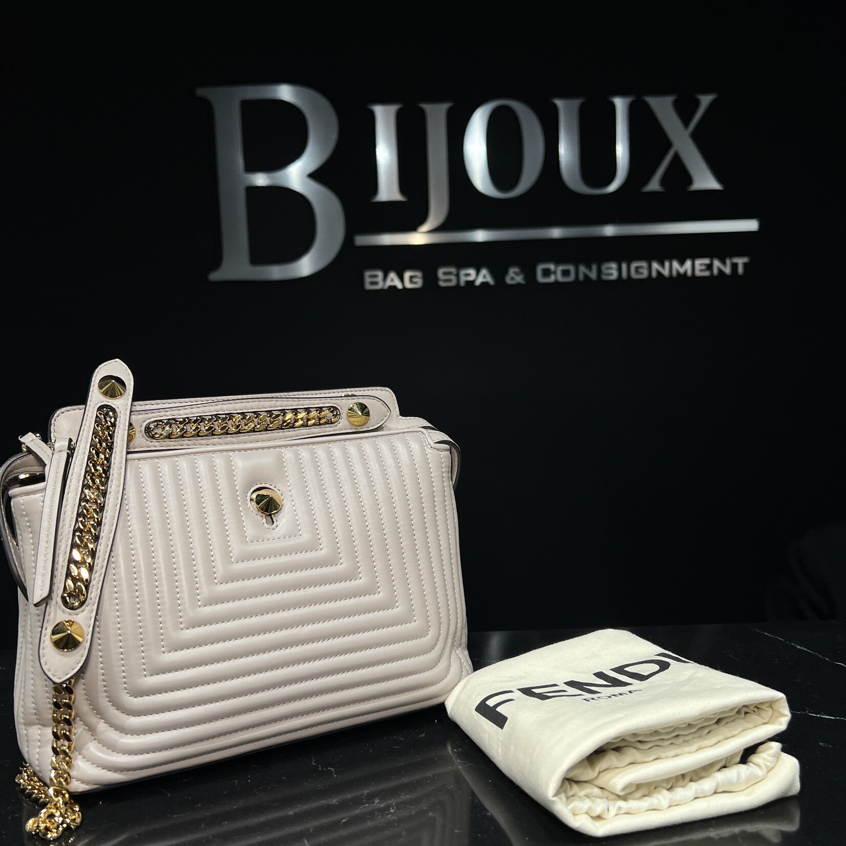 Fendi Fendi Dot Com Small Chain