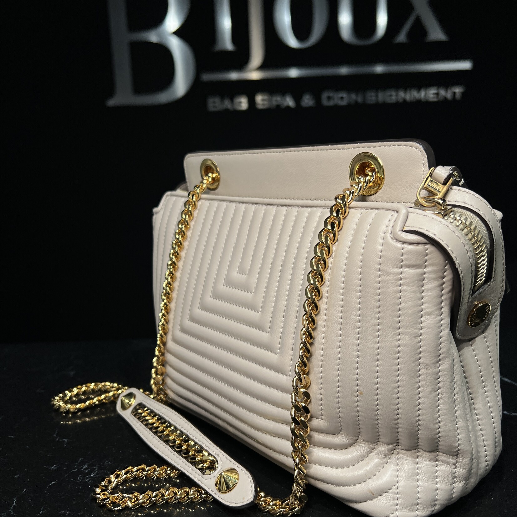 Fendi Fendi Dot Com Small Chain