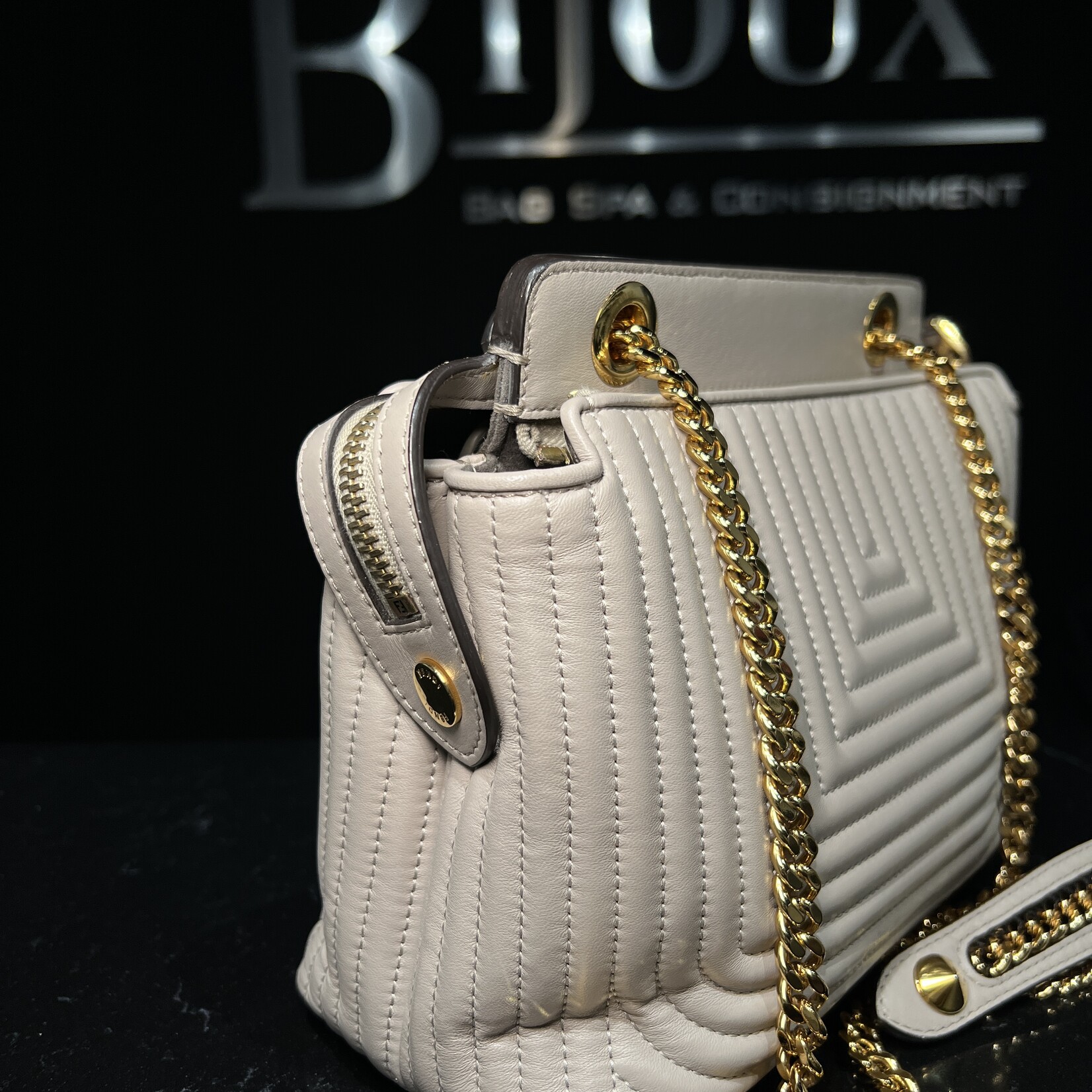 Fendi Fendi Dot Com Small Chain