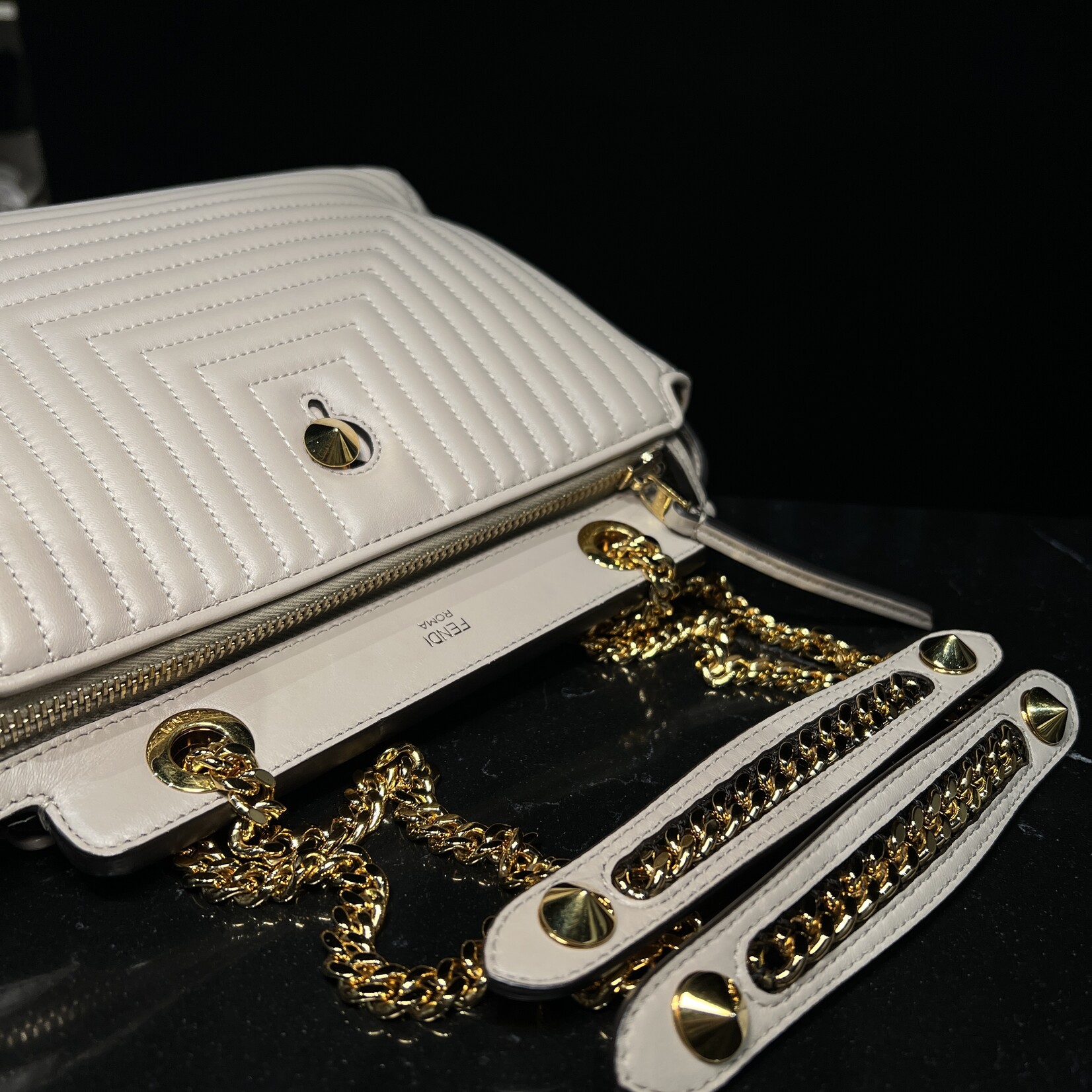 Fendi Fendi Dot Com Small Chain