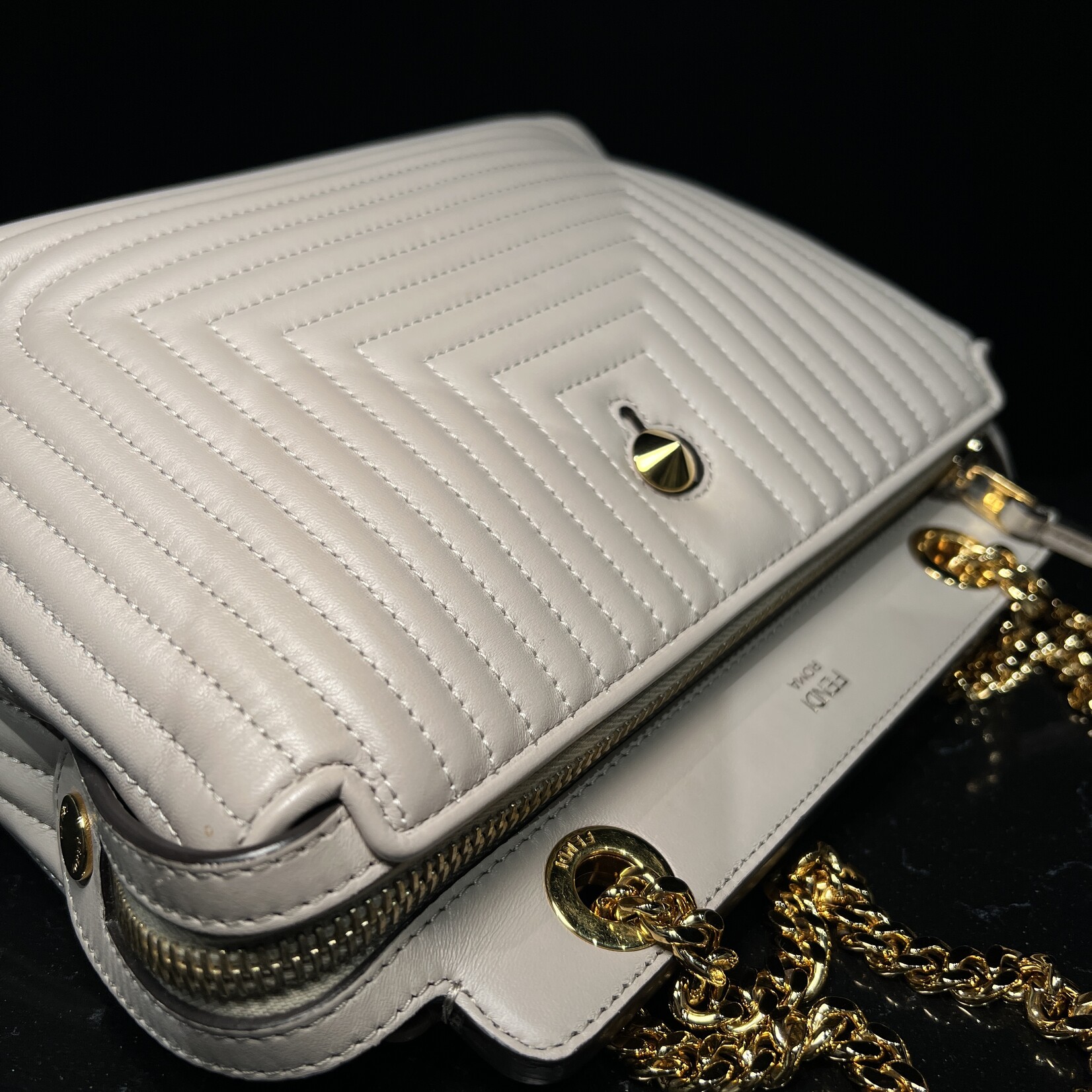 Fendi Fendi Dot Com Small Chain