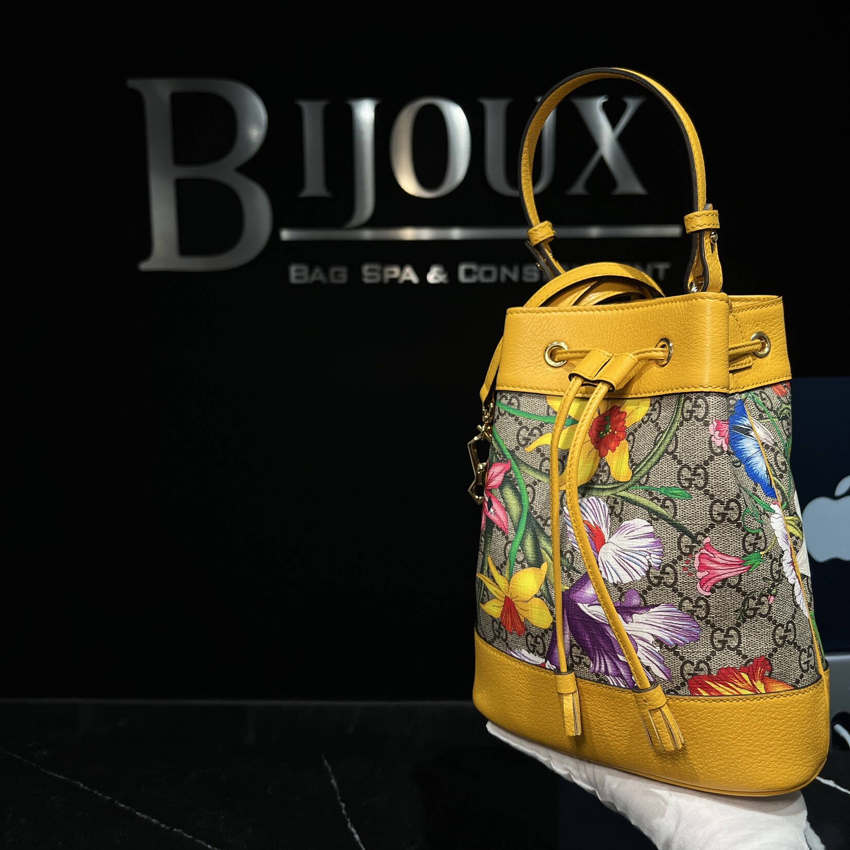 Gucci Gucci Monogram Flora Small Ophidia Bucket Bag