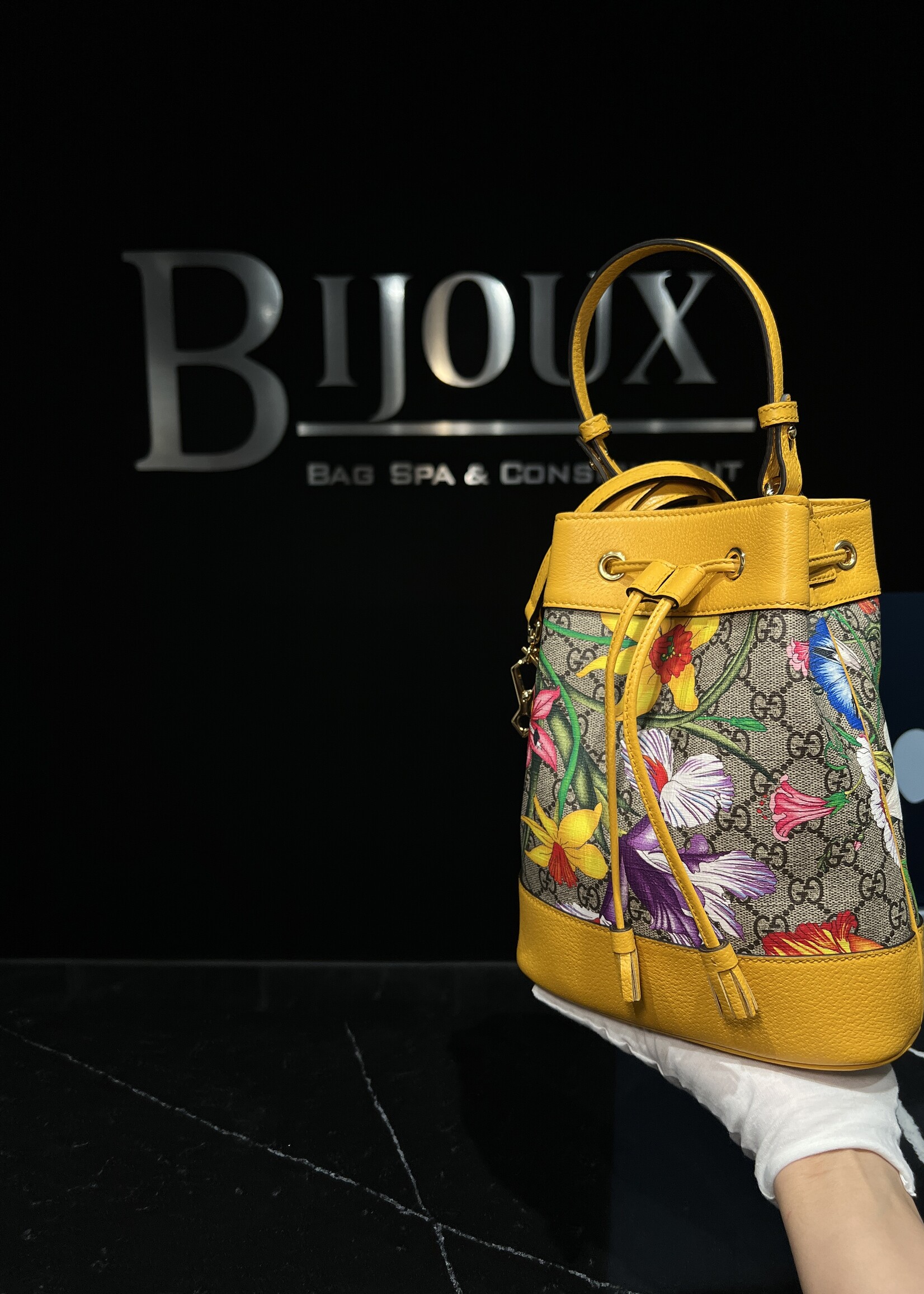 Gucci Gucci Monogram Flora Small Ophidia Bucket Bag