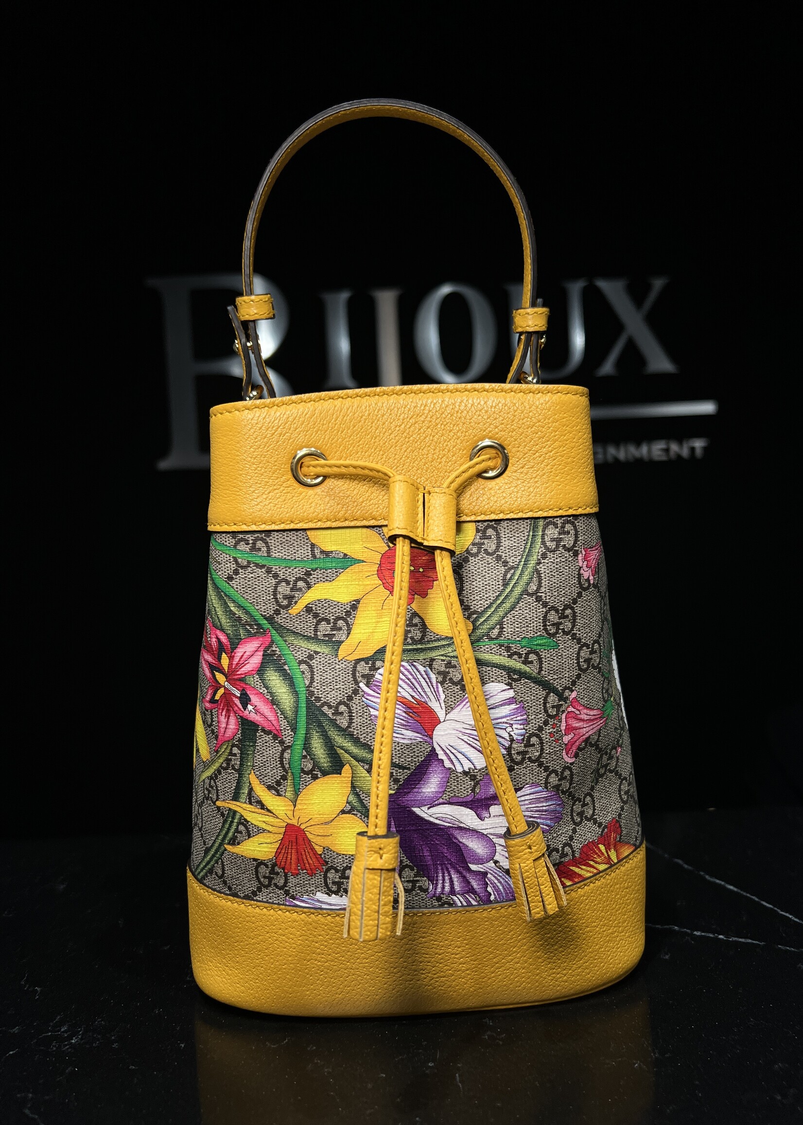 Gucci SOLD - Gucci Monogram Flora Small Ophidia Bucket Bag