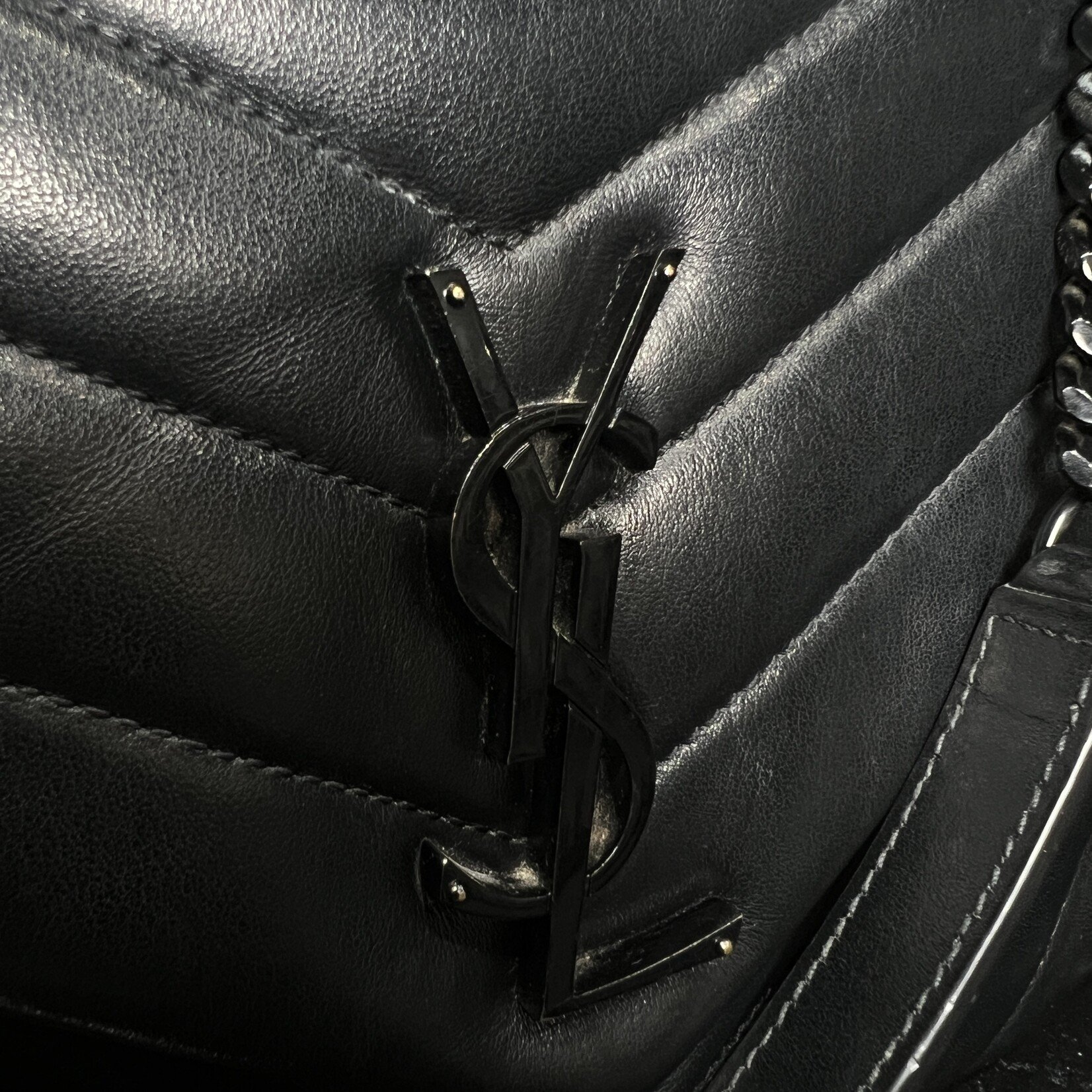 Saint Laurent Saint Laurent Medium Lou BHW