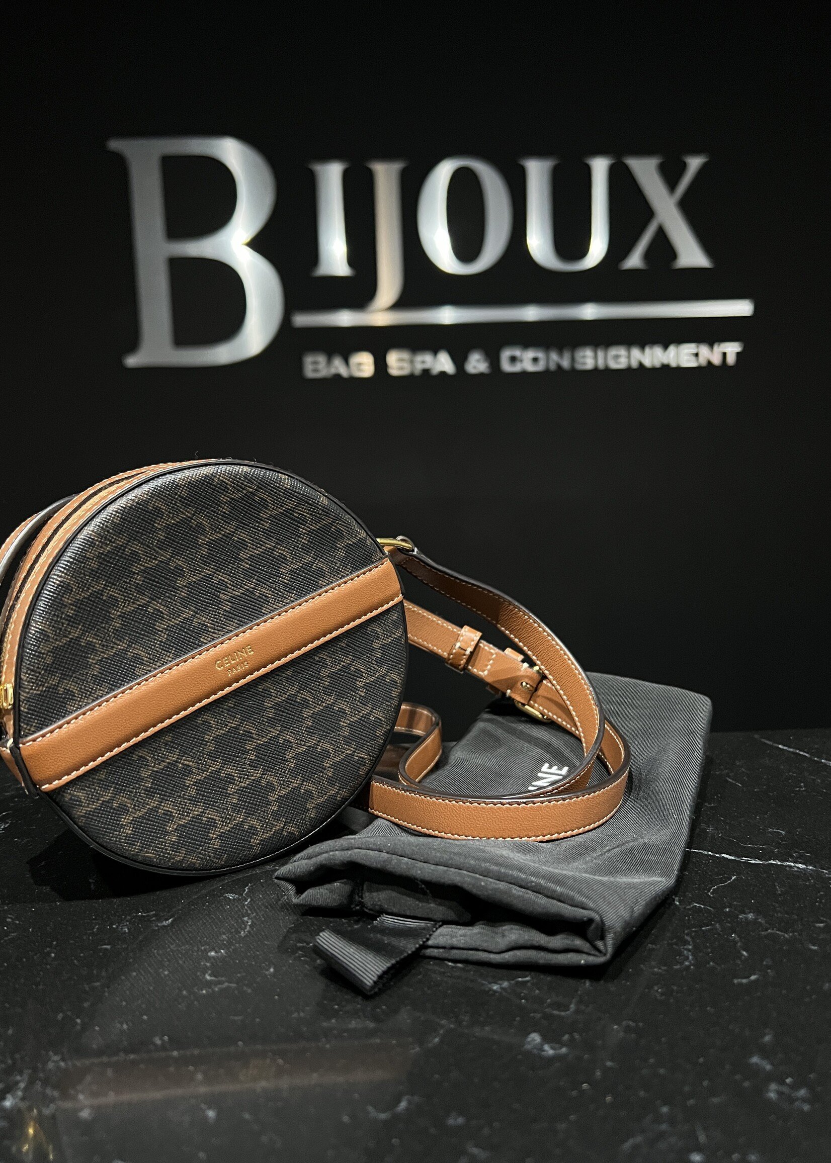 Celine Celine Bandouliere Round Bag