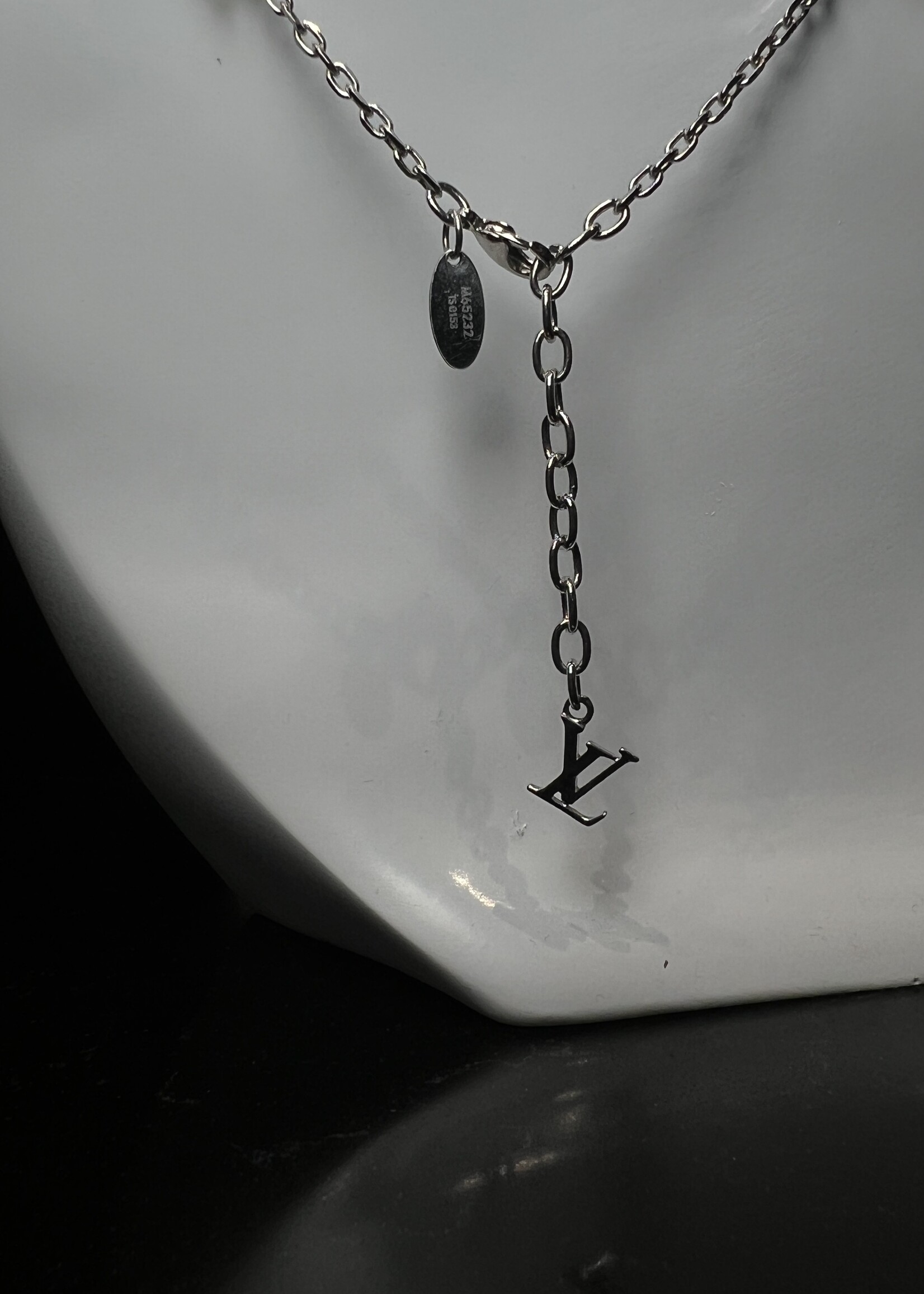 Louis Vuitton Louis Vuitton Gamble Drop Necklace
