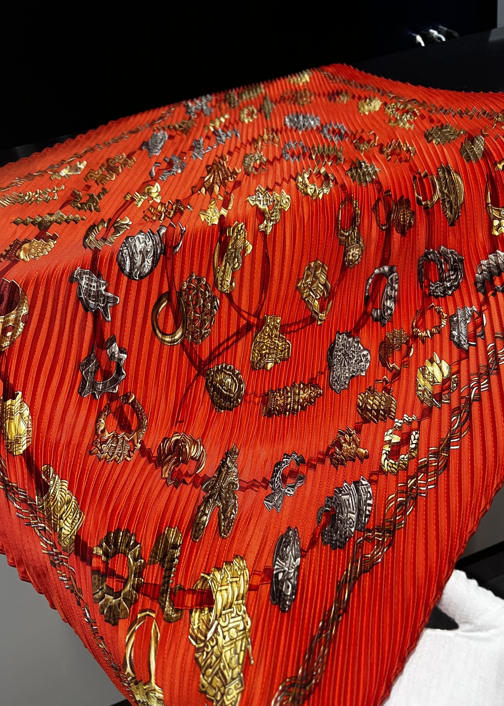 Hermes Hermes Pleated Scarf