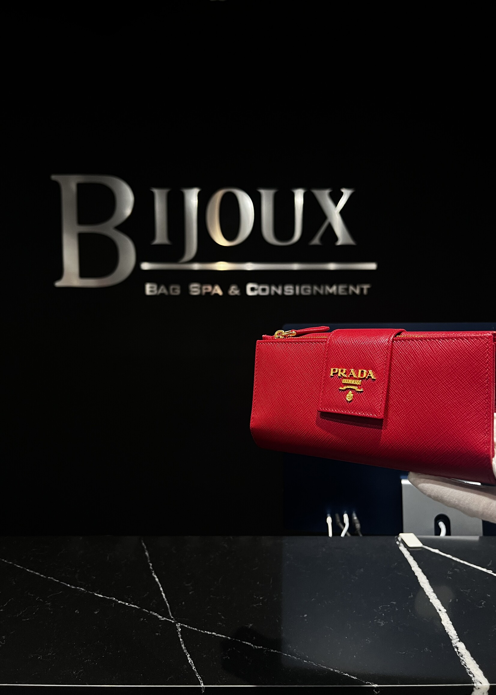 Prada SOLD- Prada Saffiano Zippy Wallet