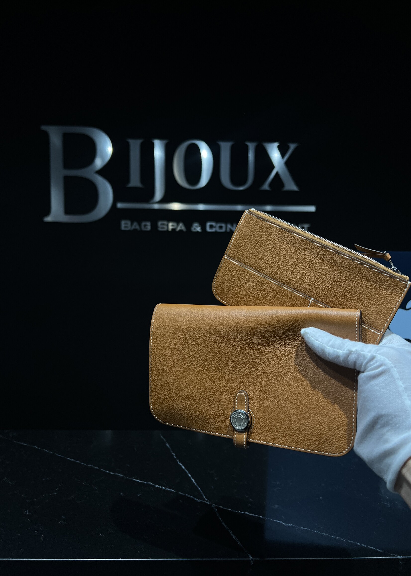 Hermes SOLD - Hermes Dogon Duo Wallet
