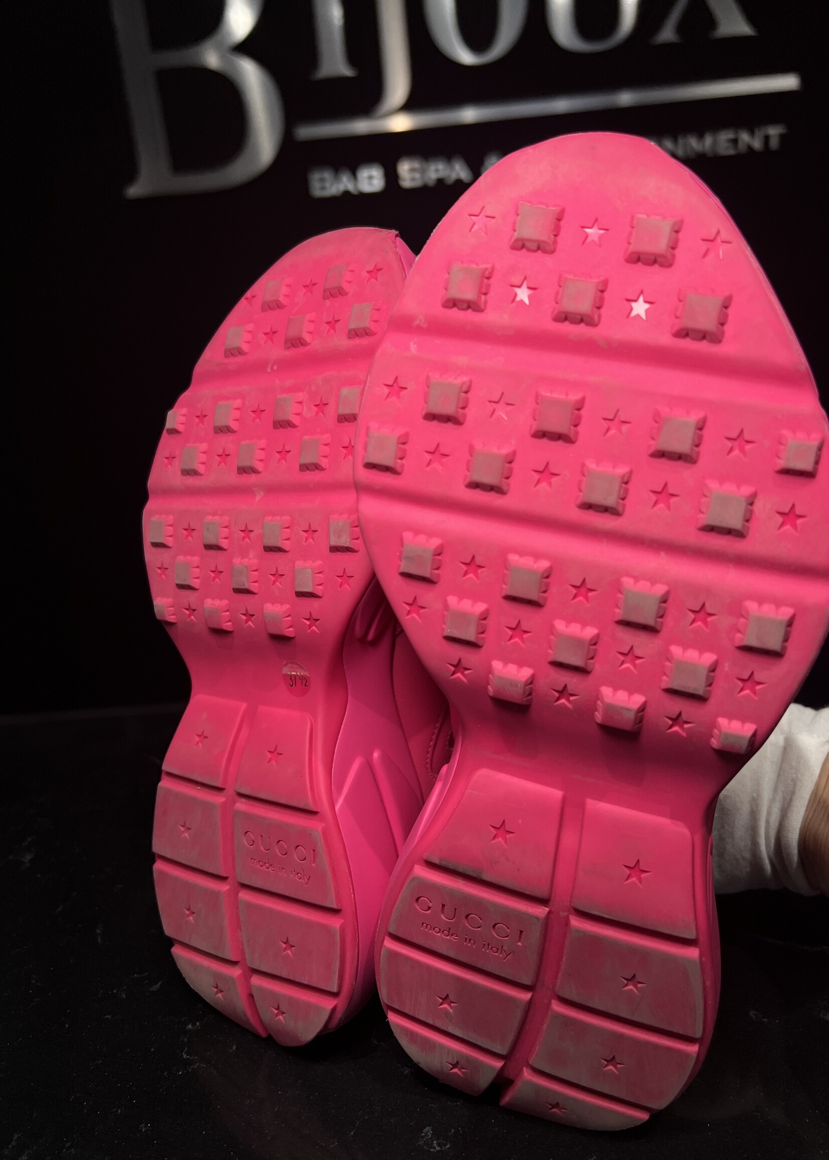 Gucci Gucci Pink Rhyton Sneaker 37.5