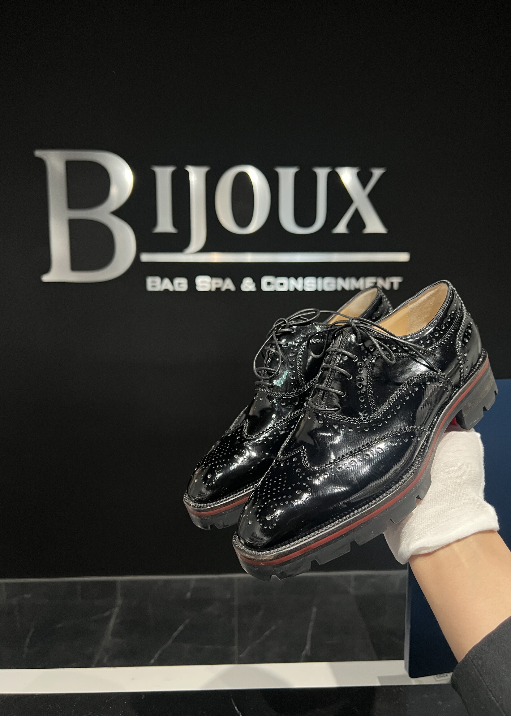 Christian Louboutin Christian Louboutin Brogue Oxfords 36