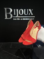 Christian Louboutin Christian Louboutin Phoebe Pumps 36