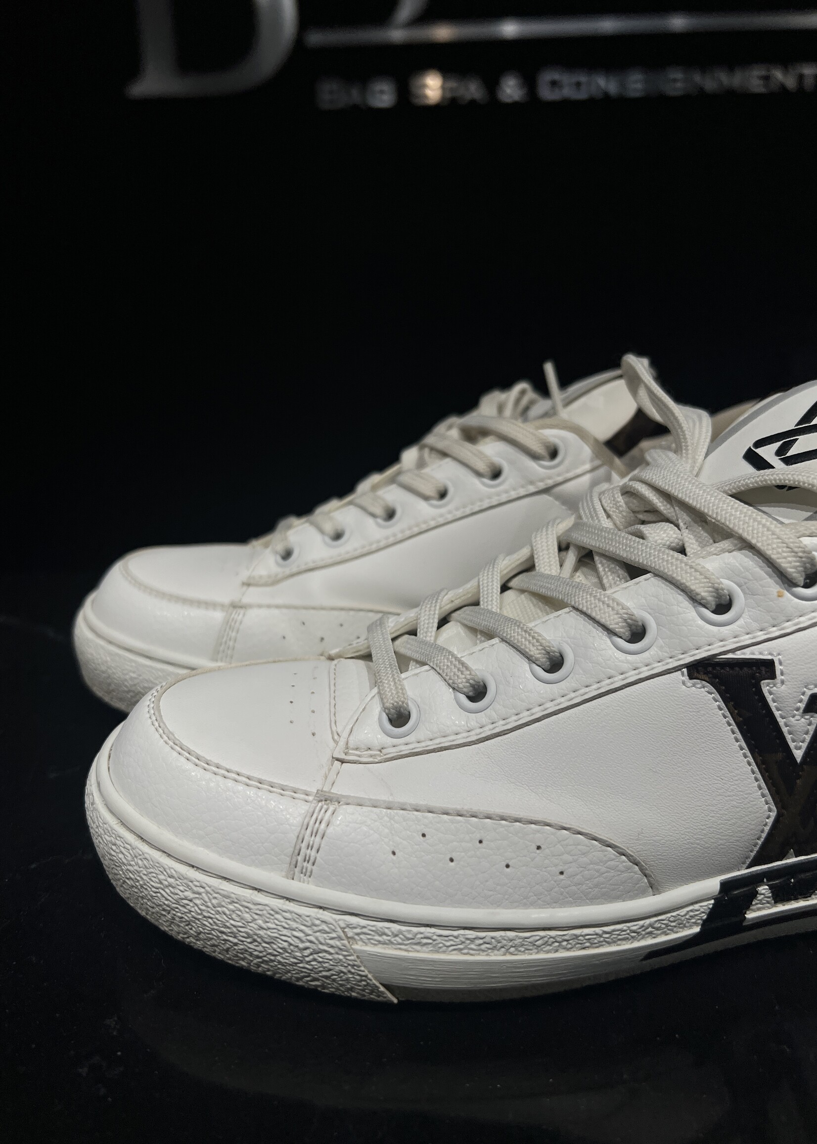 Louis Vuitton Louis Vuitton Charlie 36.5