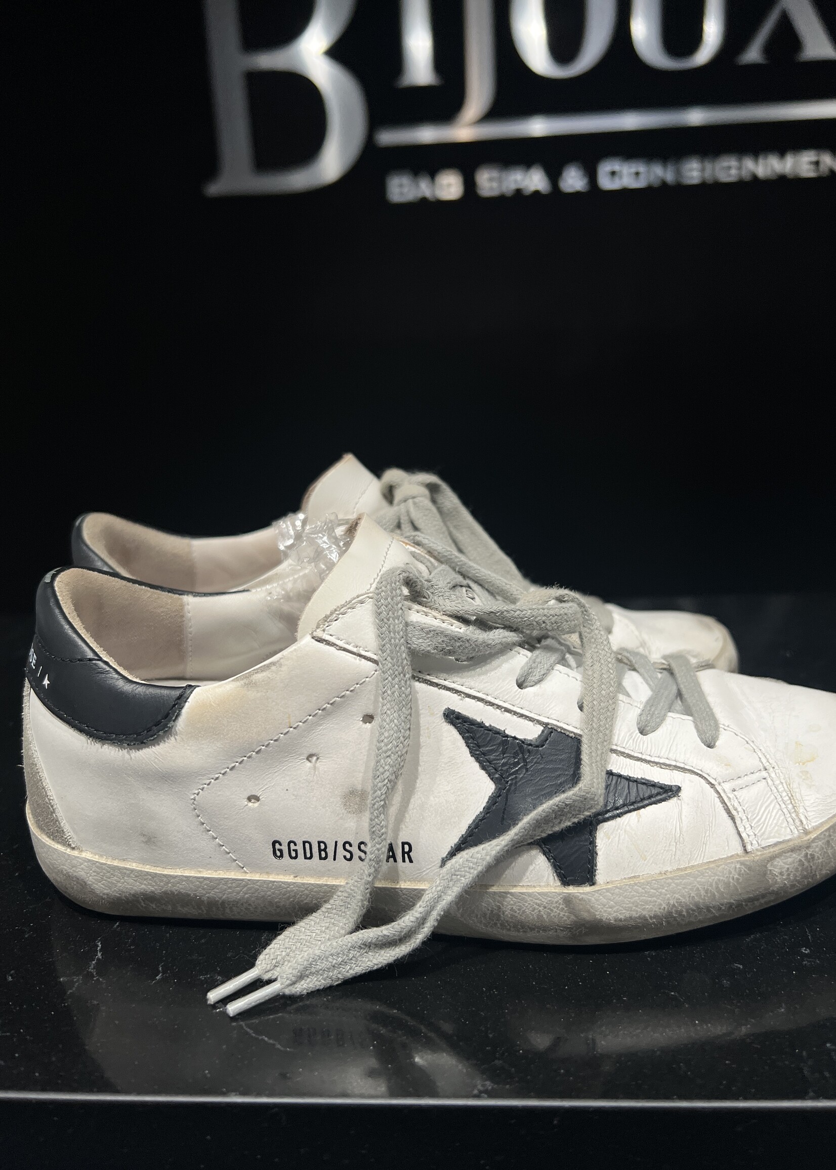SOLD- Golden Goose Sneakers 36