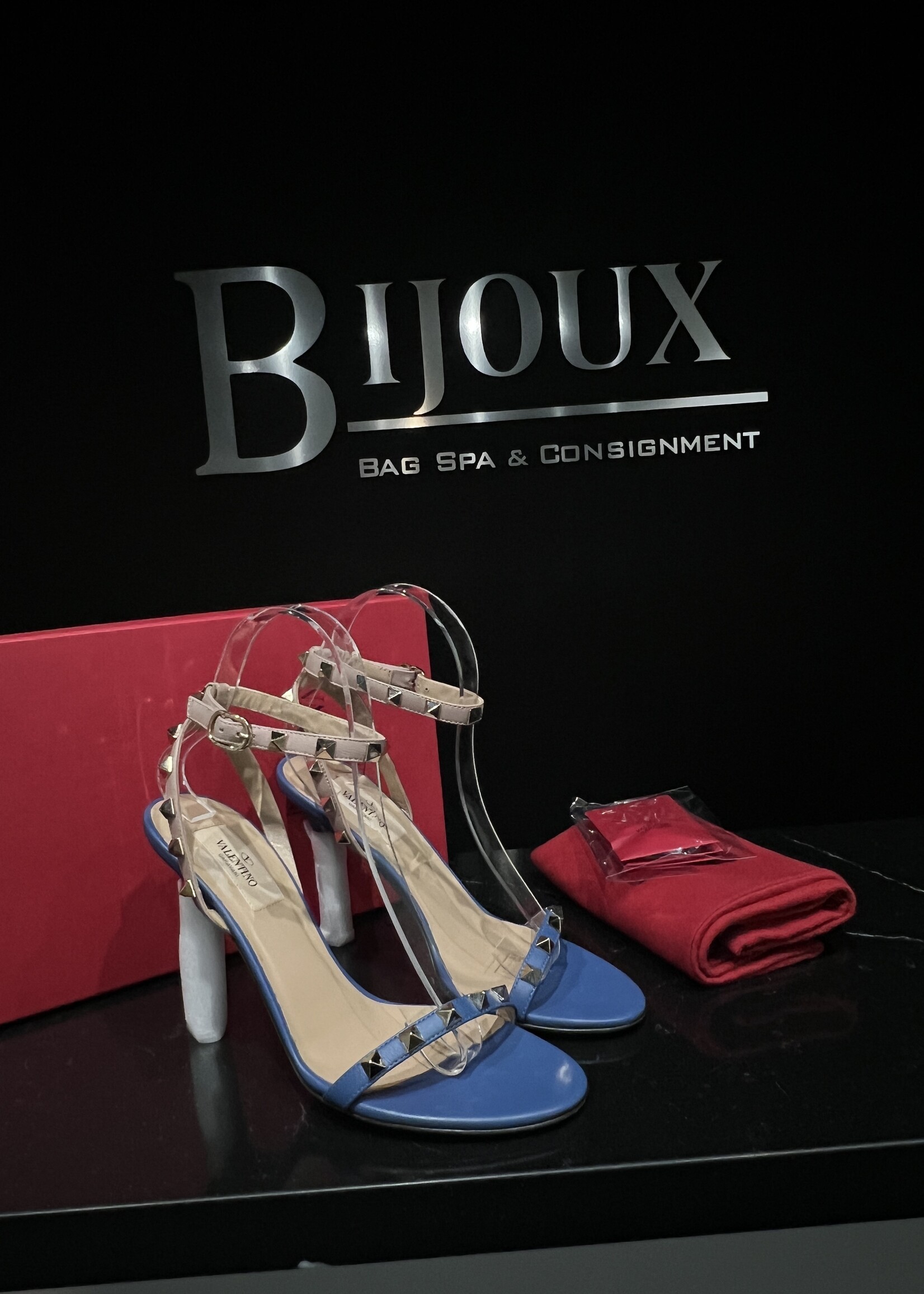 Valentino Valentino Rockstud Pumps Blue/Nude- 37