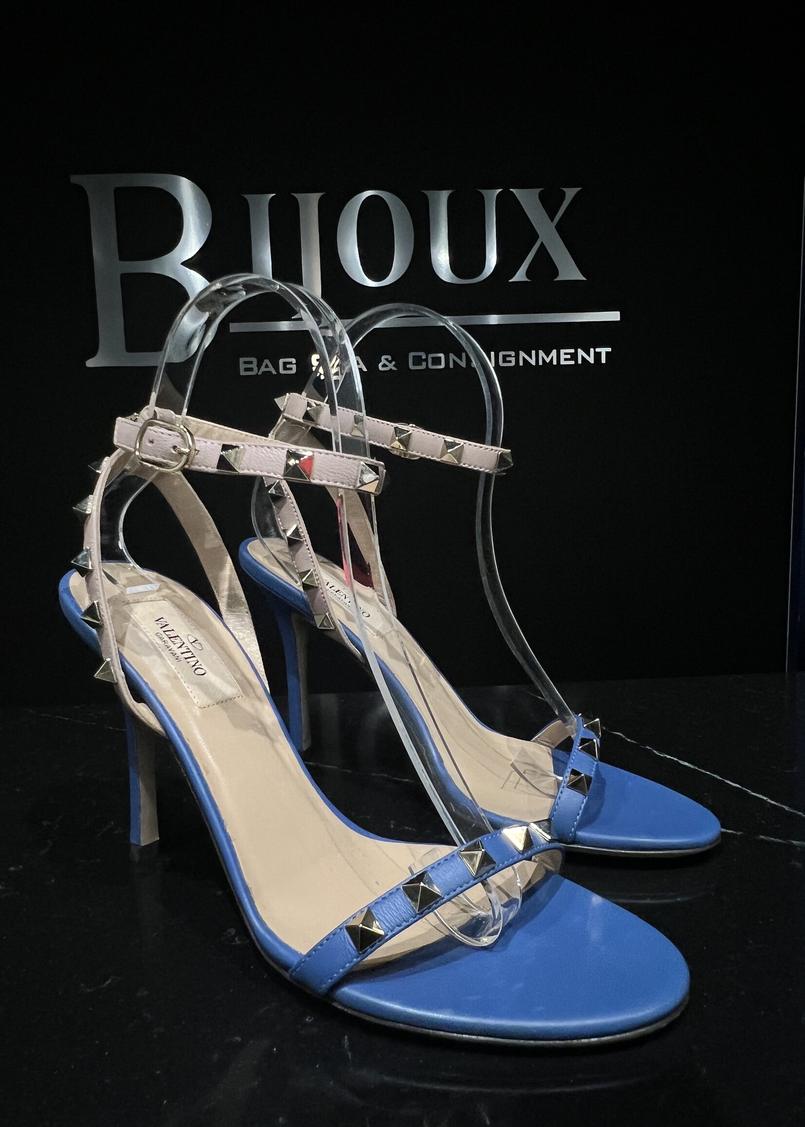 Valentino Valentino Rockstud Pumps Blue/Nude- 37