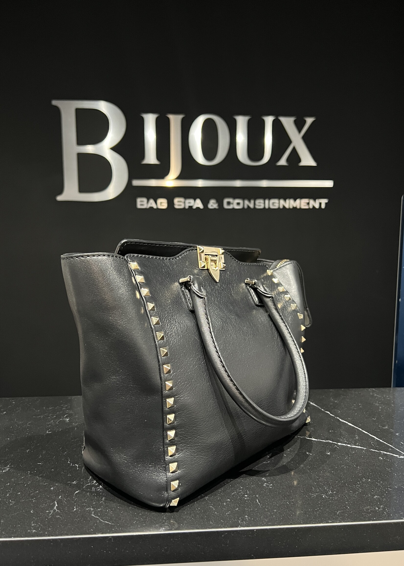 Valentino SOLD - Valentino Garavani Rockstud Medium Bag