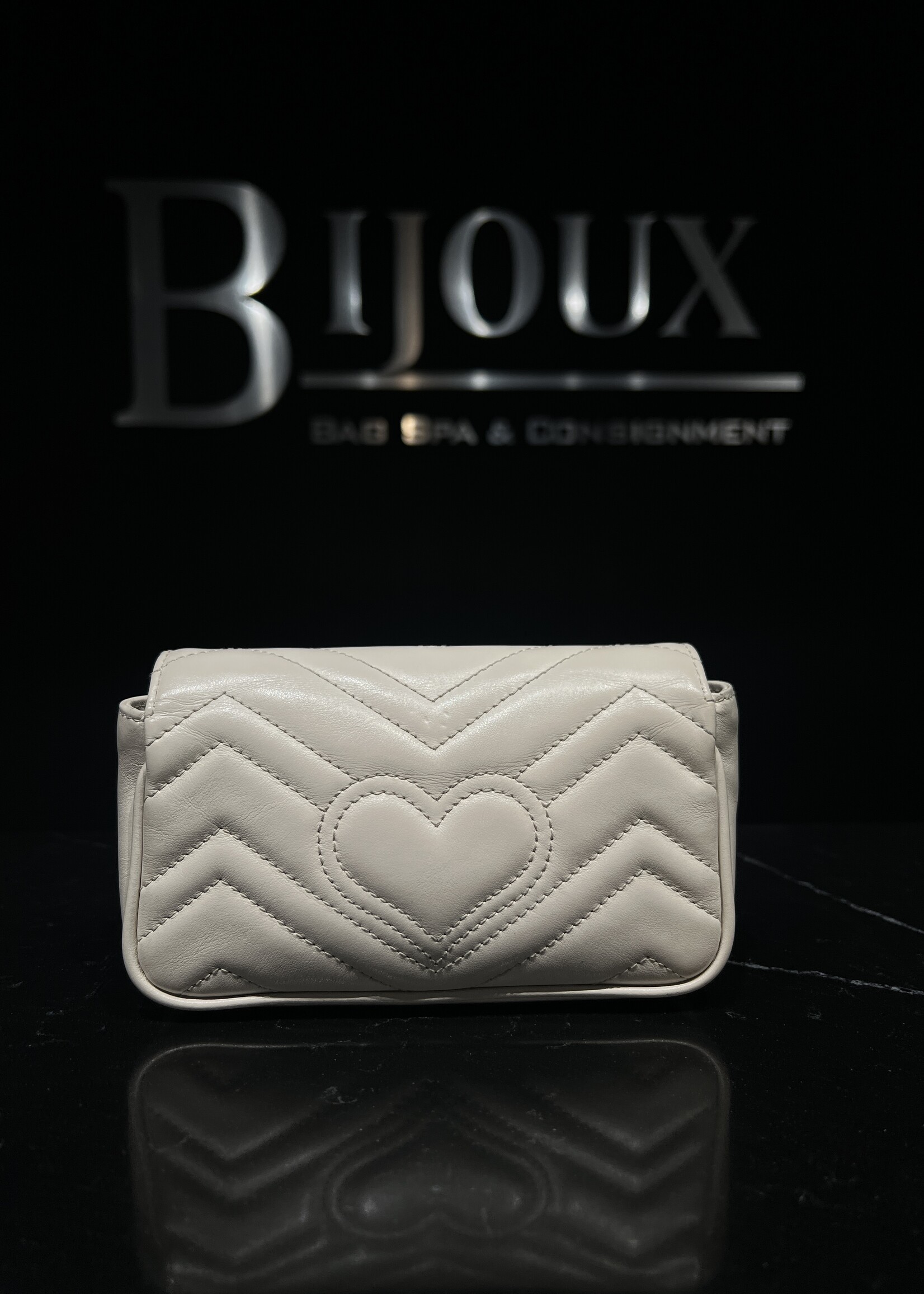 Gucci SOLD - Gucci Super Mini Marmont