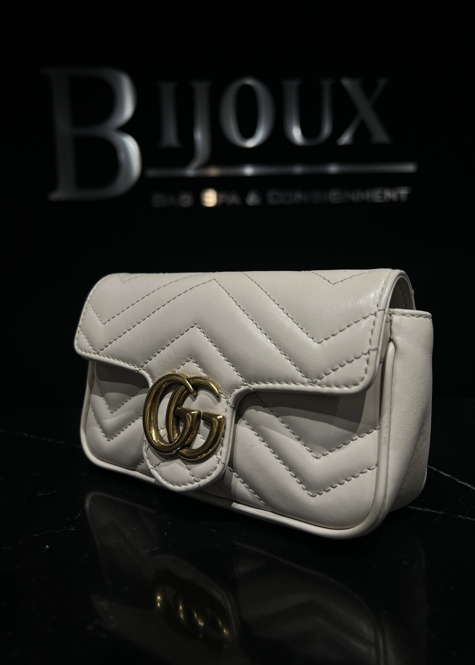 Gucci SOLD - Gucci Super Mini Marmont